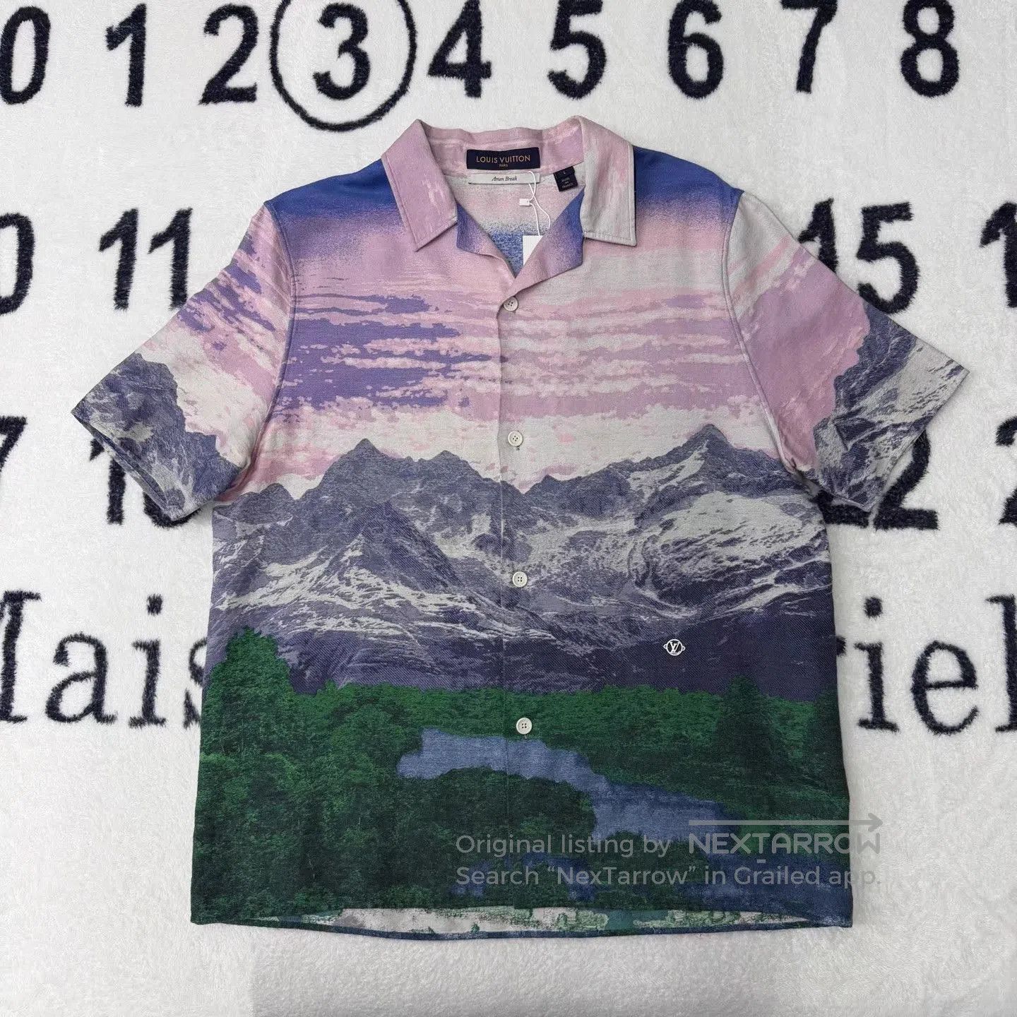 Louis Vuitton Multi Nature Print Short Sleeve Button. Size US L / EU 52-54 / 3 - 1 Thumbnail