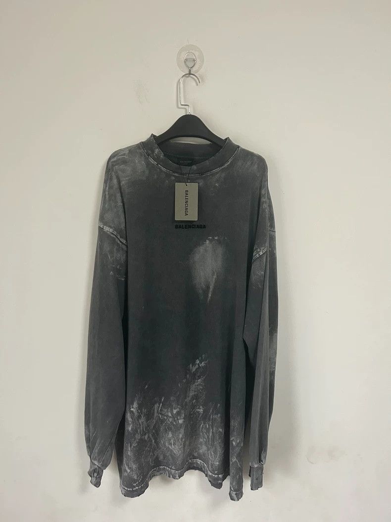 Balenciaga Balenciaga Snowflake washed cement grey embroidered monogr Size US M / EU 48-50 / 2 - 1 Thumbnail