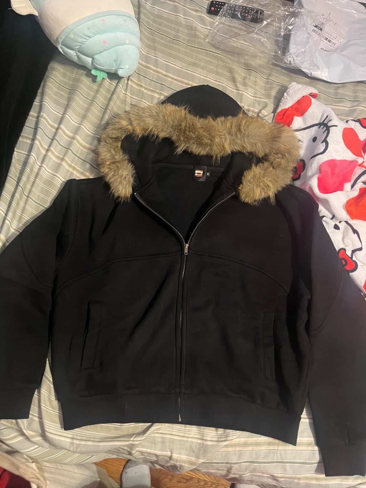 Other detachable fur zip Size M / US 6-8 / IT 42-44 - 1 Preview