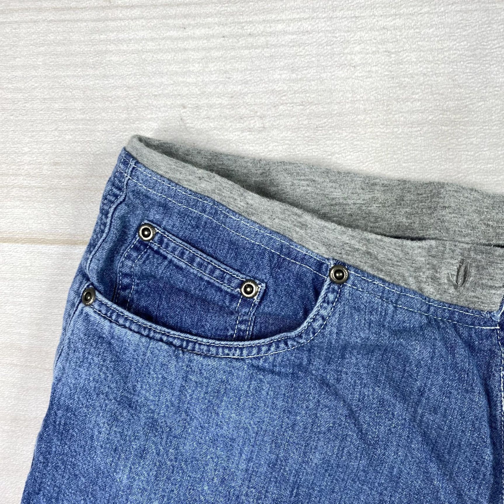 J. Jill J. Jill Shorts Womens 18 Petite Blue Denim Elastic Waist High Rise Cotton Size 40" / US 18 - 2 Thumbnail