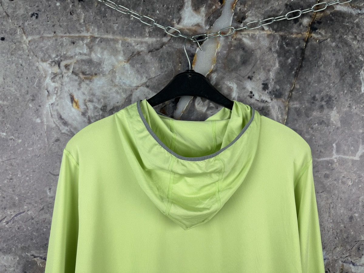 Patagonia Patagonia Lightweight Hooded Long Sleeve Shirt – Lime Green Size US L / EU 52-54 / 3 - 14 Thumbnail