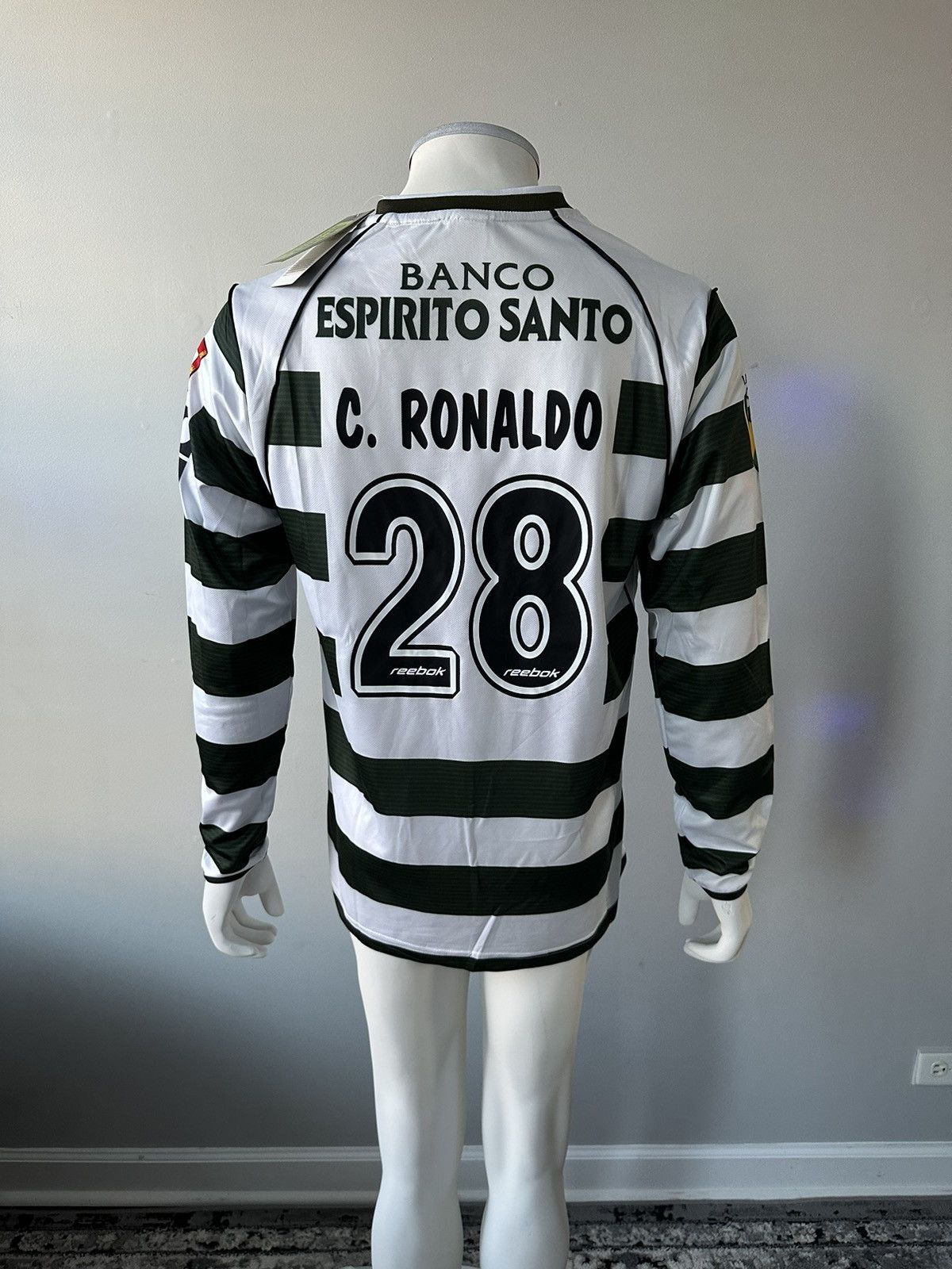 Reebok Cristiano Ronaldo Sporting Lisbon New Men's Soccer Jersey Size US L / EU 52-54 / 3 - 6 Thumbnail
