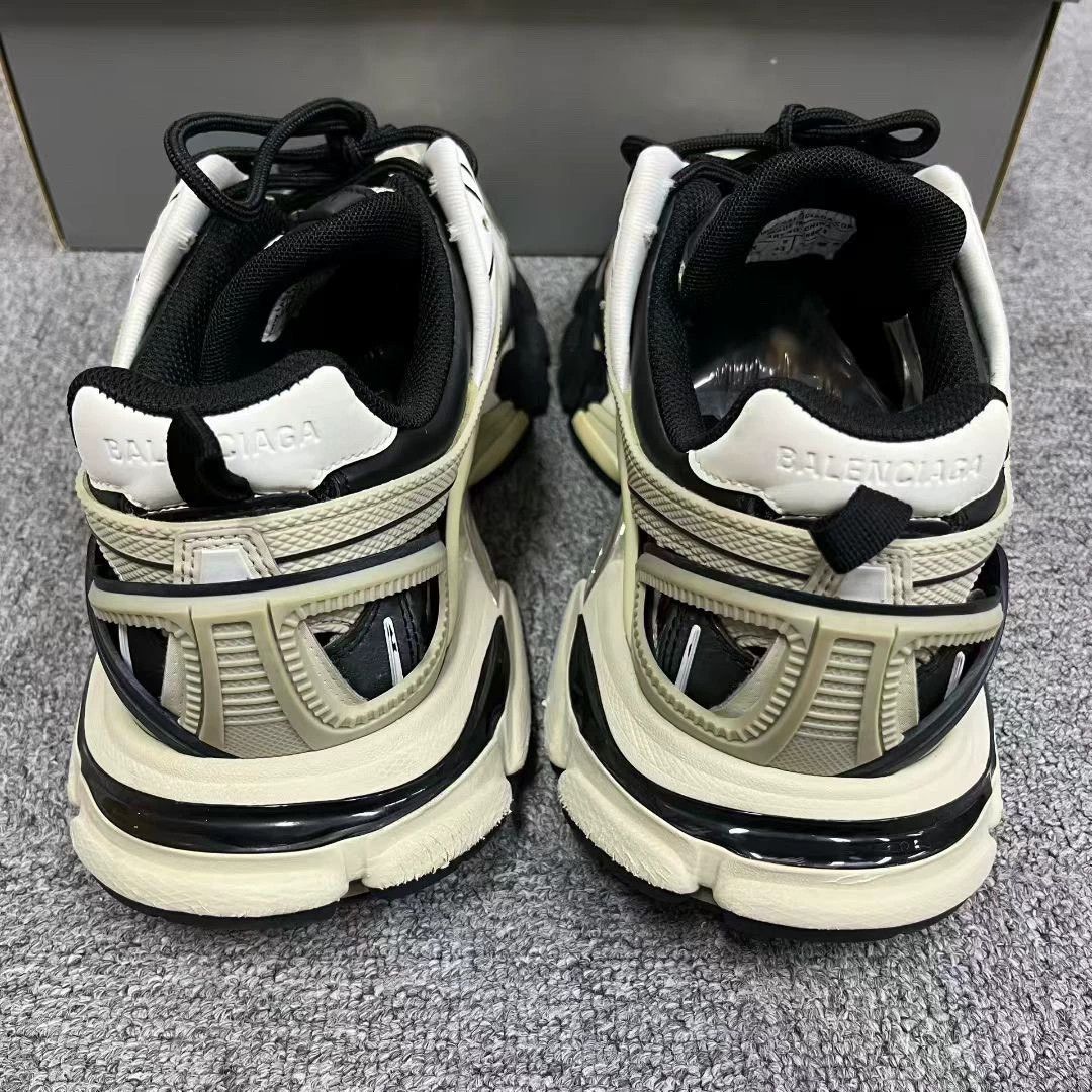 Balenciaga balenciaga track 2.0 low top casual shoes Size US 10 / EU 43 - 4 Thumbnail