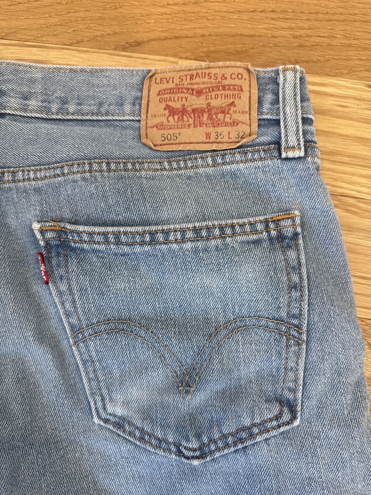 Levi's Vintage Clothing Vintage Levi’s 505 Straight Fit Jeans – Light Wash – 36W 32L Size US 36 / EU 52 - 3 Thumbnail