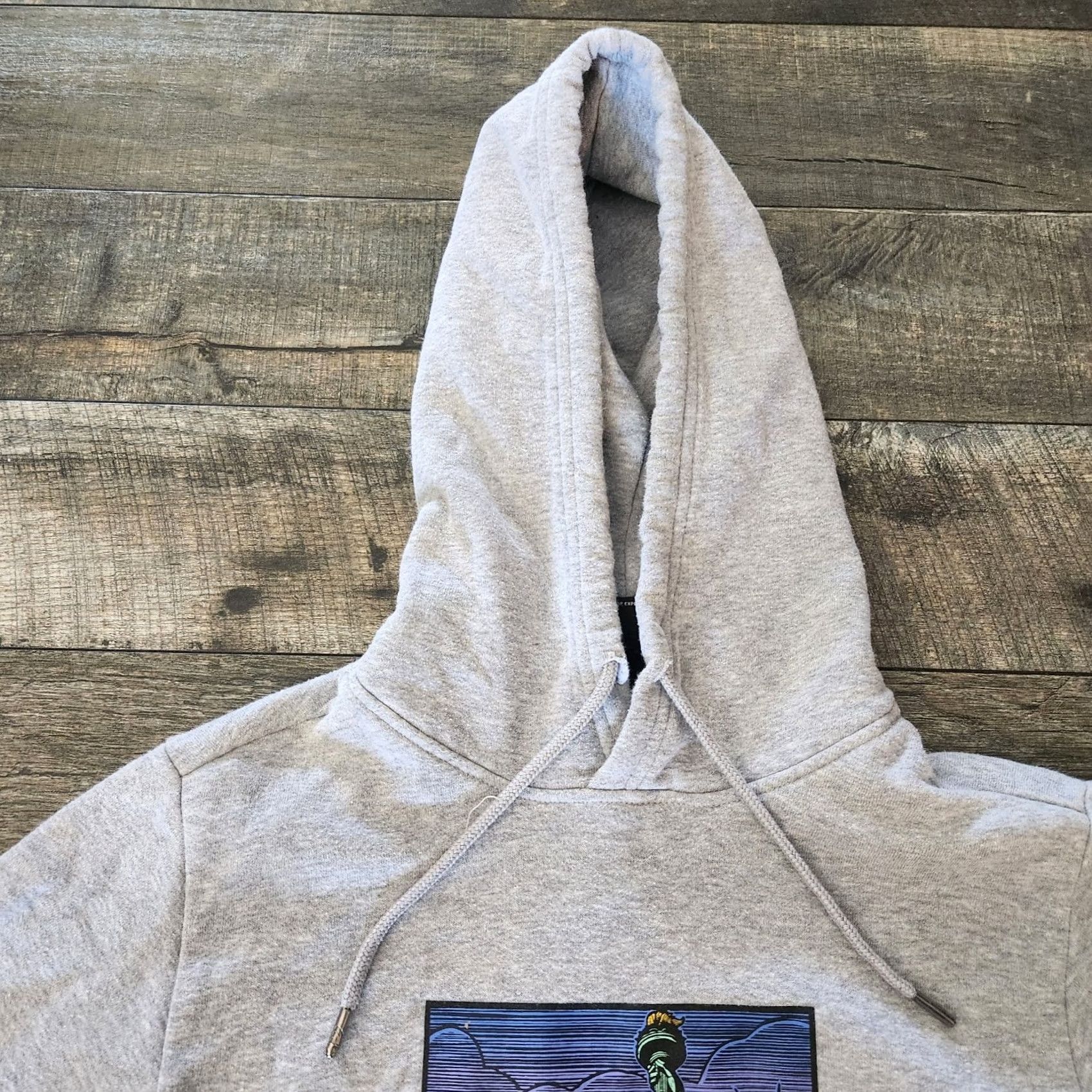 The North Face VINTAGE The North Face Hoodie NYC New York City Statue Of Liberty Gray Mens XS Small Logo Pullover Hooded City Size US XS / EU 42 / 0 - 4 Thumbnail