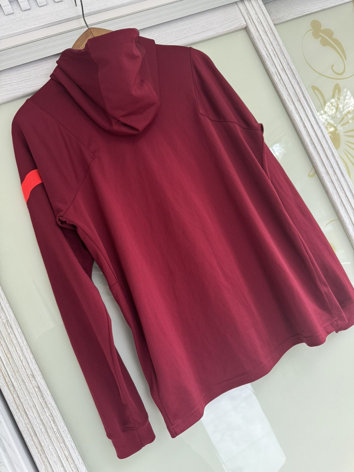 Nike Liverpool 2019-2020 Soccer Hooded Jacket Football Jersey Kit Size US M / EU 48-50 / 2 - 8 Thumbnail