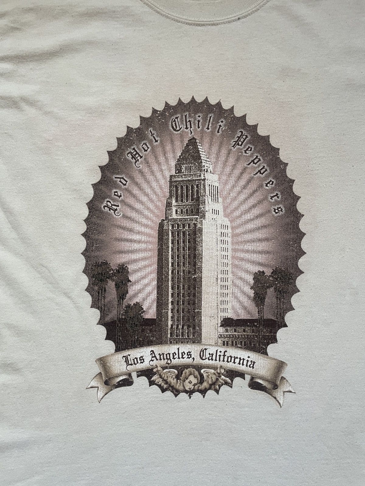 Fruit Of The Loom Vintage 2004 Red Hot Chilli Peppers Tour T Shirt Size L Size US L / EU 52-54 / 3 - 3 Thumbnail
