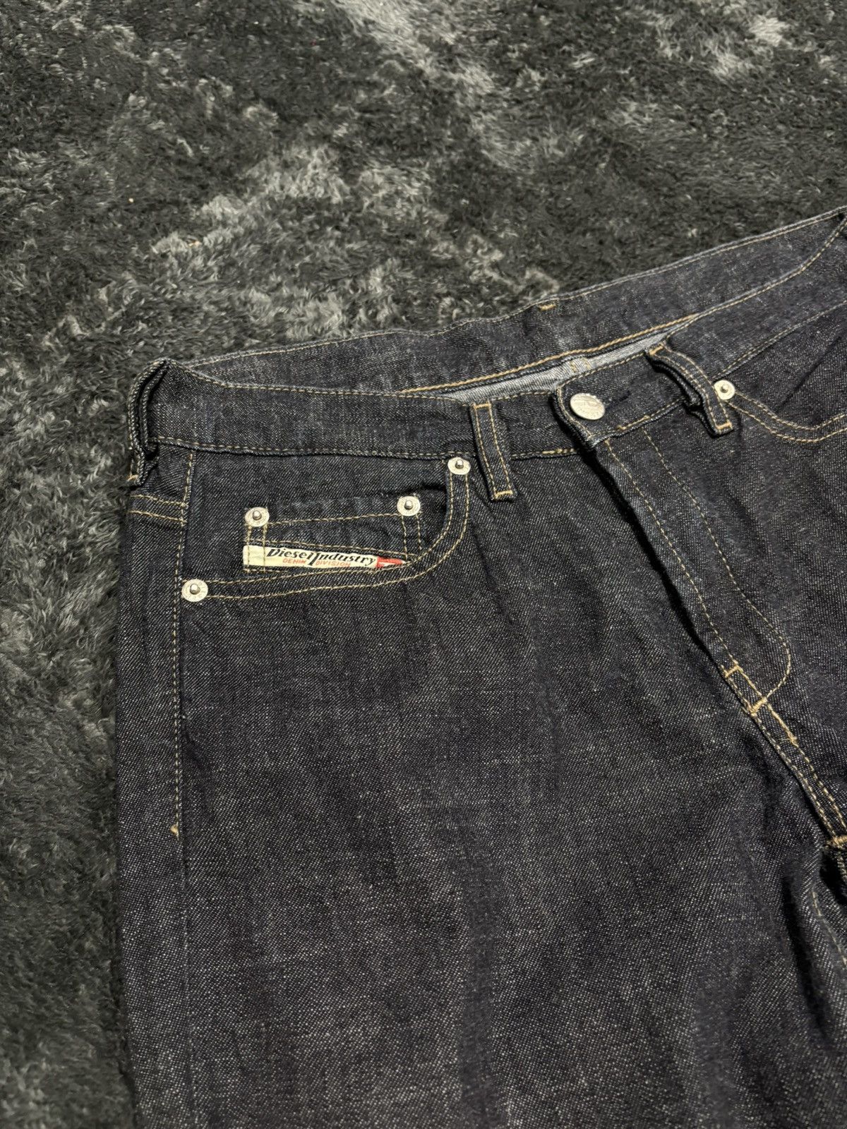 Diesel Vintage Diesel Y2K Flared Wide Fit Jeans Size 30" / US 8 / IT 44 - 2 Thumbnail
