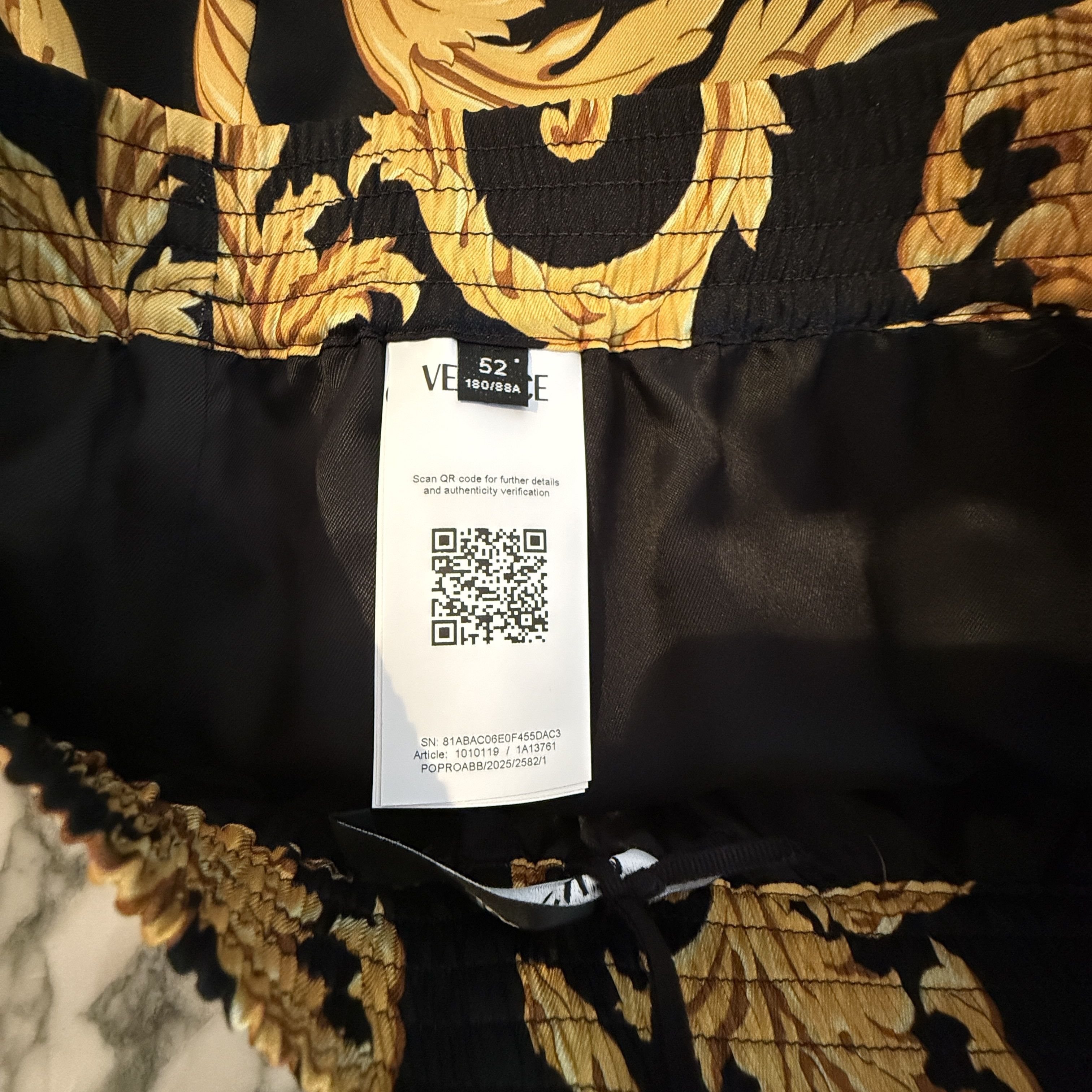 Versace Versace Men's Baroque Shorts Black Gold Print Shorts IT 52 Size US 32 / EU 48 - 11 Thumbnail