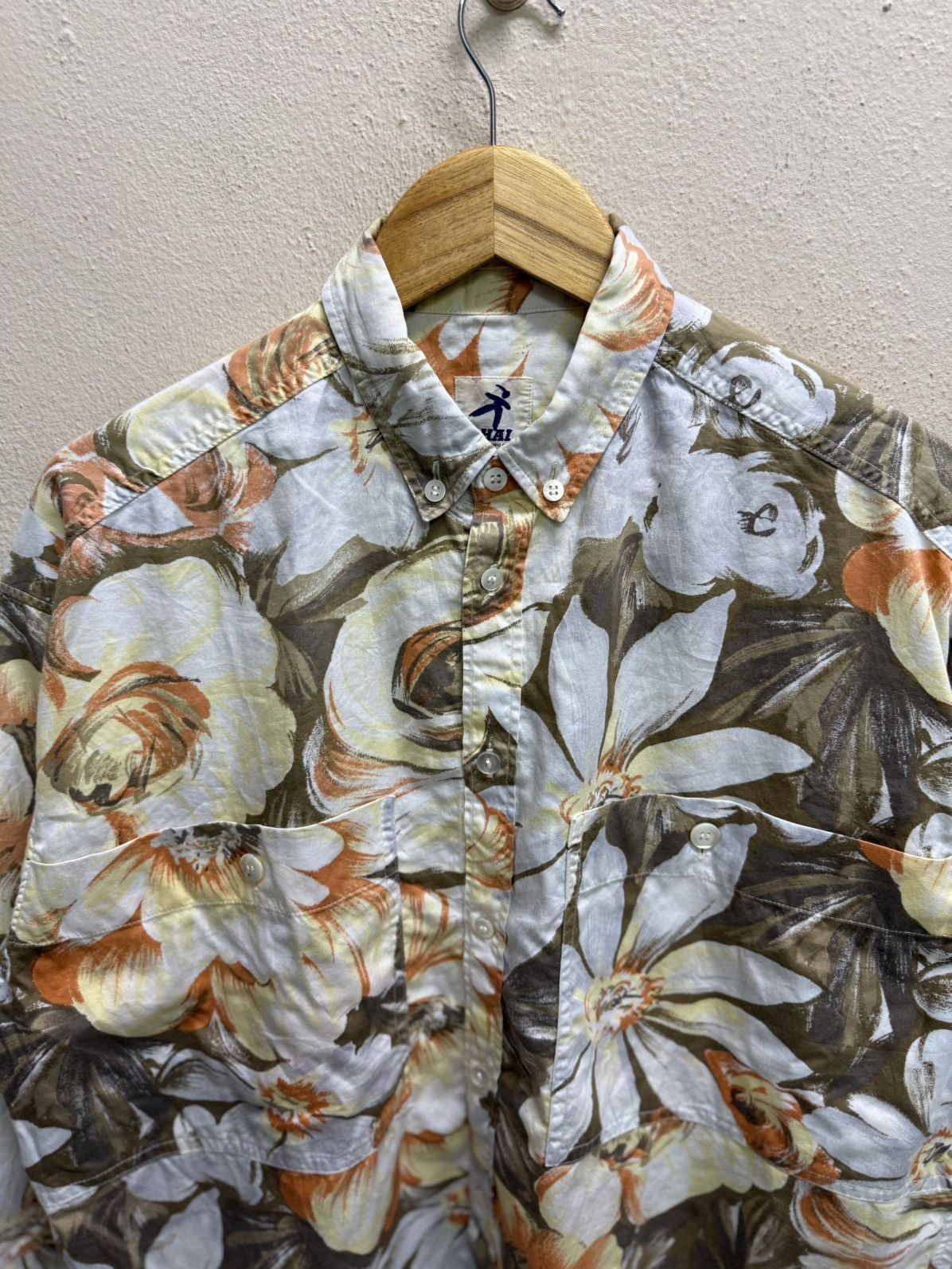 Hai Sporting Gear Vintage Issey Miyake Hai Sporting Gear Floral ButtonUp Shirt Size US M / EU 48-50 / 2 - 19 Thumbnail