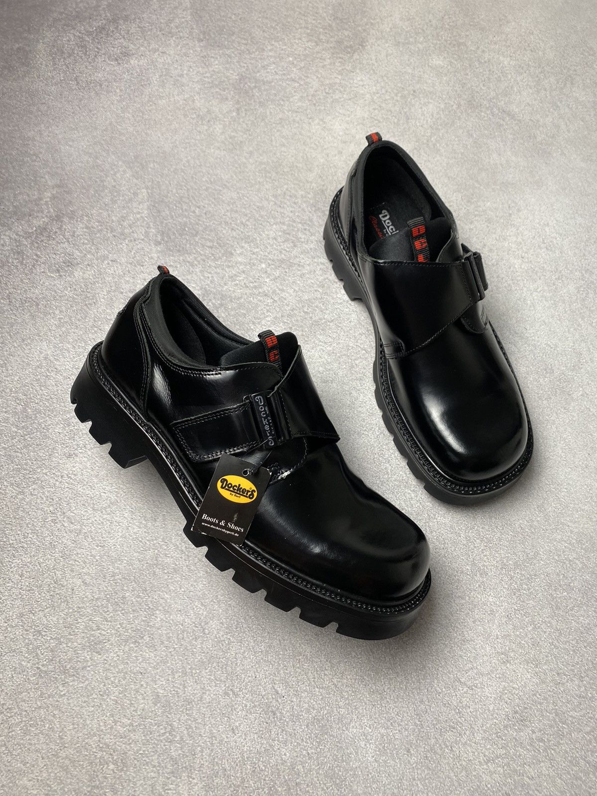 Dockers Dockers Vintage Chunky Black Leather Platform Boots goth Y2K Size US 9.5 / EU 42-43 - 1 Thumbnail