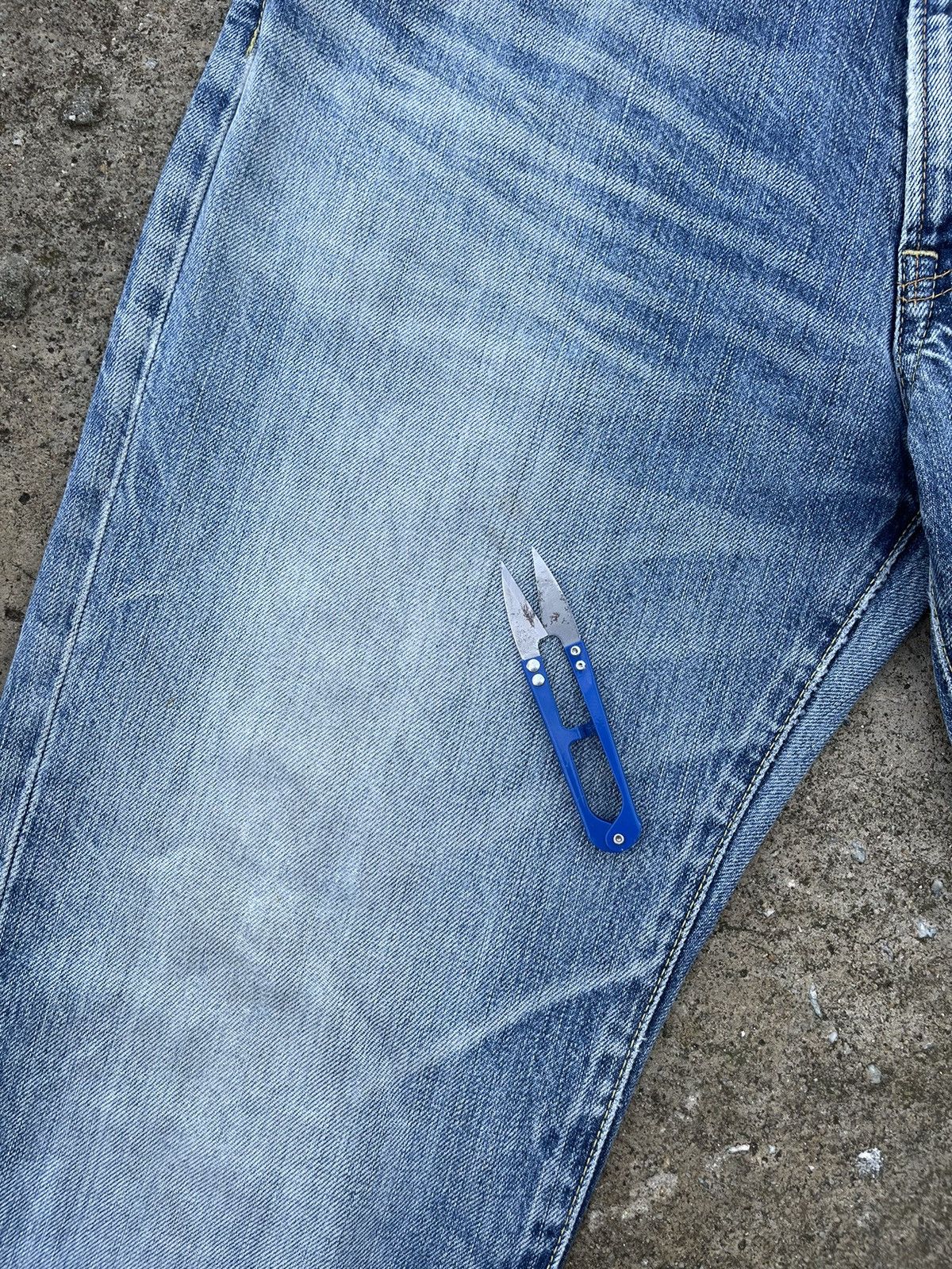 Japanese Brand × Uniqlo 🔥Japanese Brand Uniqlo Distressed Denim W32🔥 Size US 32 / EU 48 - 8 Thumbnail