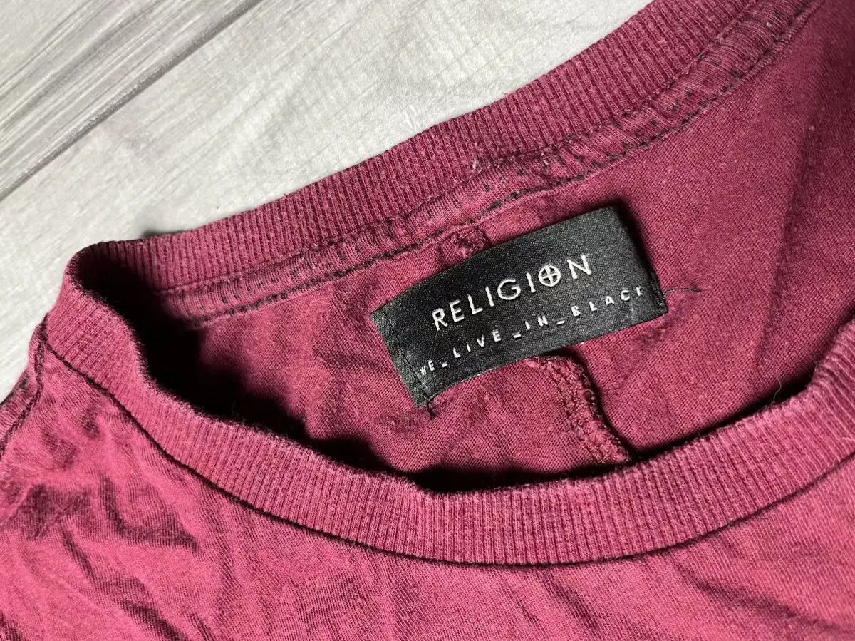 Other Religion T-shirt sleeves size Medium Size US M / EU 48-50 / 2 - 5 Thumbnail