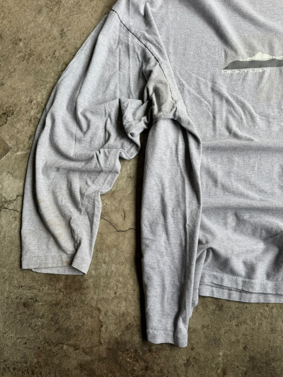 DKNY × Vintage Crazy Vintage Streetwear Y2K DKNY long sleeve Size US L / EU 52-54 / 3 - 3 Thumbnail