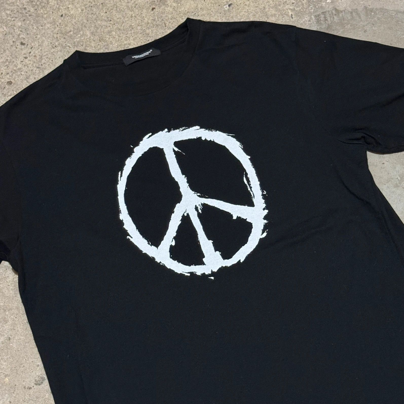 Undercover F/W 2017 Undercover Patti Smith „Peace“ logo t-shirt Size US M / EU 48-50 / 2 - 3 Thumbnail