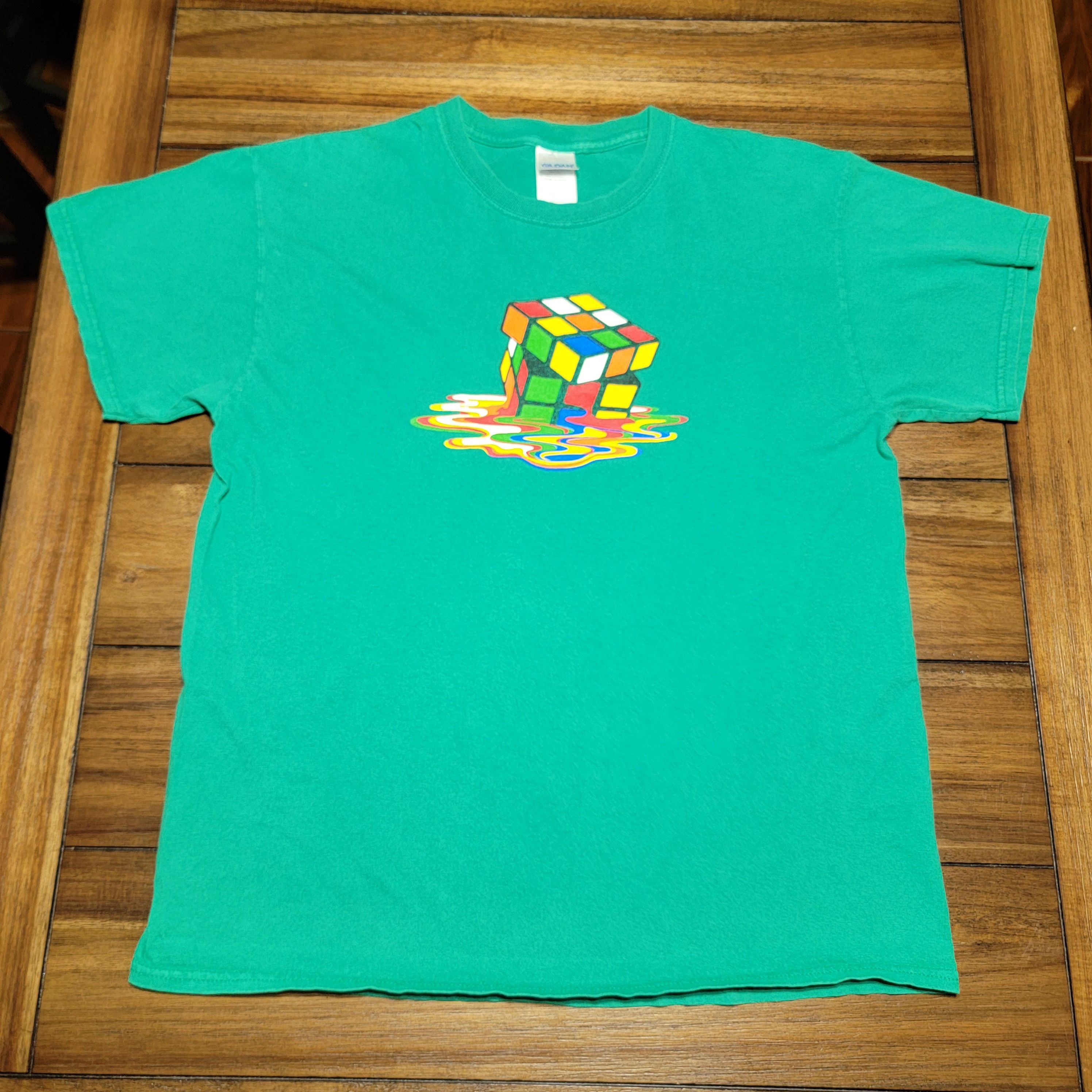 Gildan Gildan SS Green Unisex Tee Melting Rubix Cube - Size Large Size US L / EU 52-54 / 3 - 1 Thumbnail