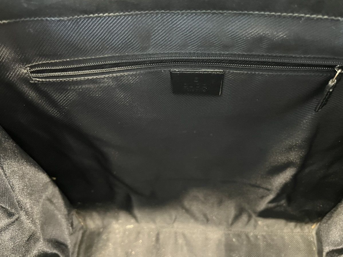 Gucci Tom Ford Era Gucci GG Monogram Tote with Rare Piston Lock Size ONE SIZE - 11 Thumbnail