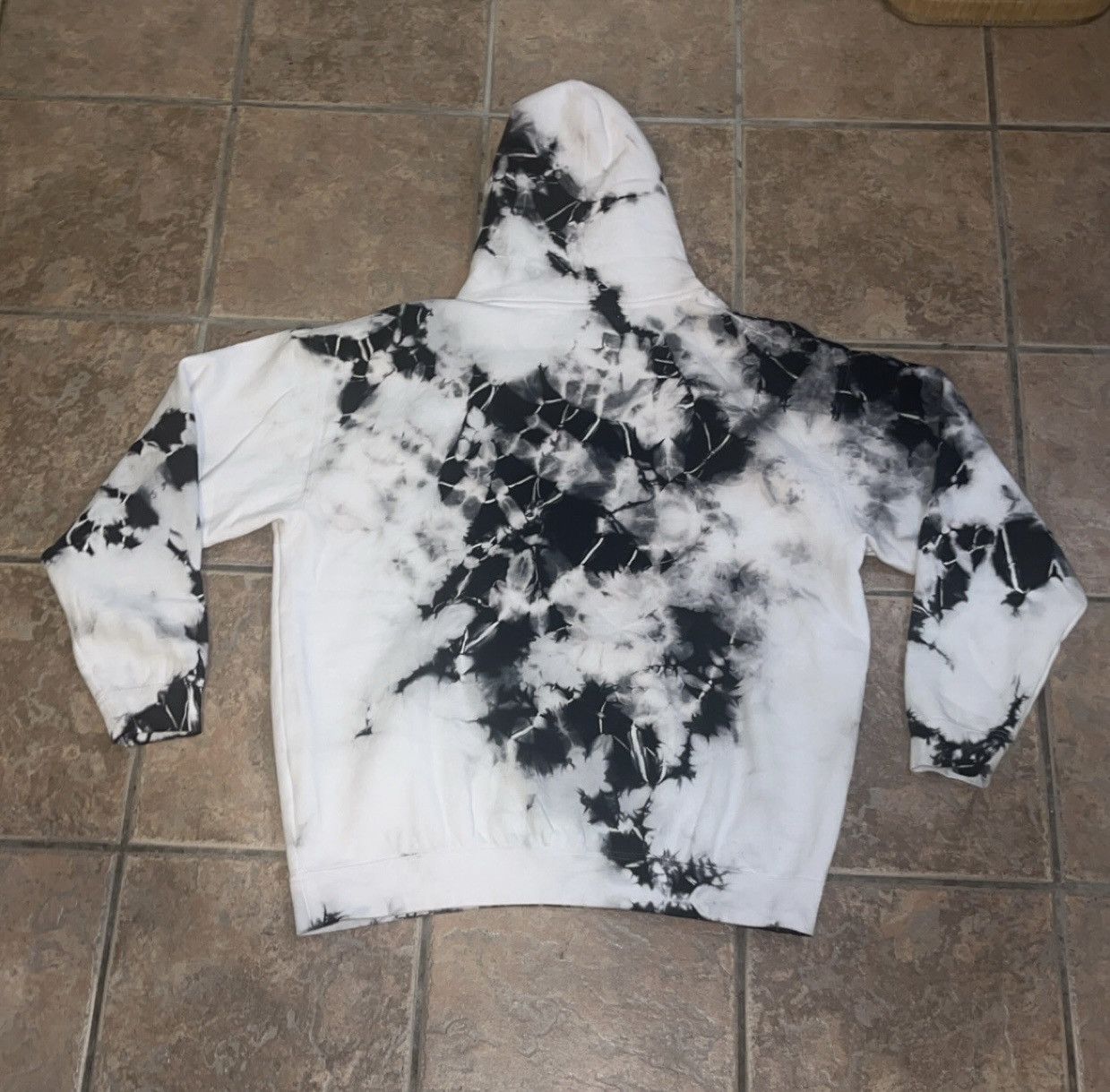 Civil Regime Civil regime Tie dye hoodie Sz Large New without tags Size US L / EU 52-54 / 3 - 4 Thumbnail