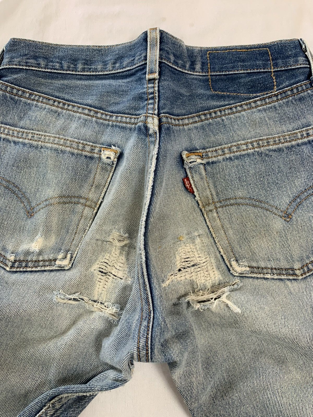 Levi's Vintage Clothing 90s levis 501 vintage blue jeans distressed style Size US 29 - 13 Thumbnail