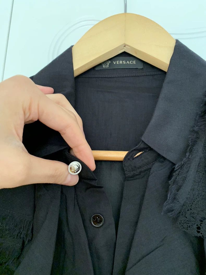 Versace Versace Silk shirt with black fungus Size XS / US 0-2 / IT 36-38 - 3 Thumbnail