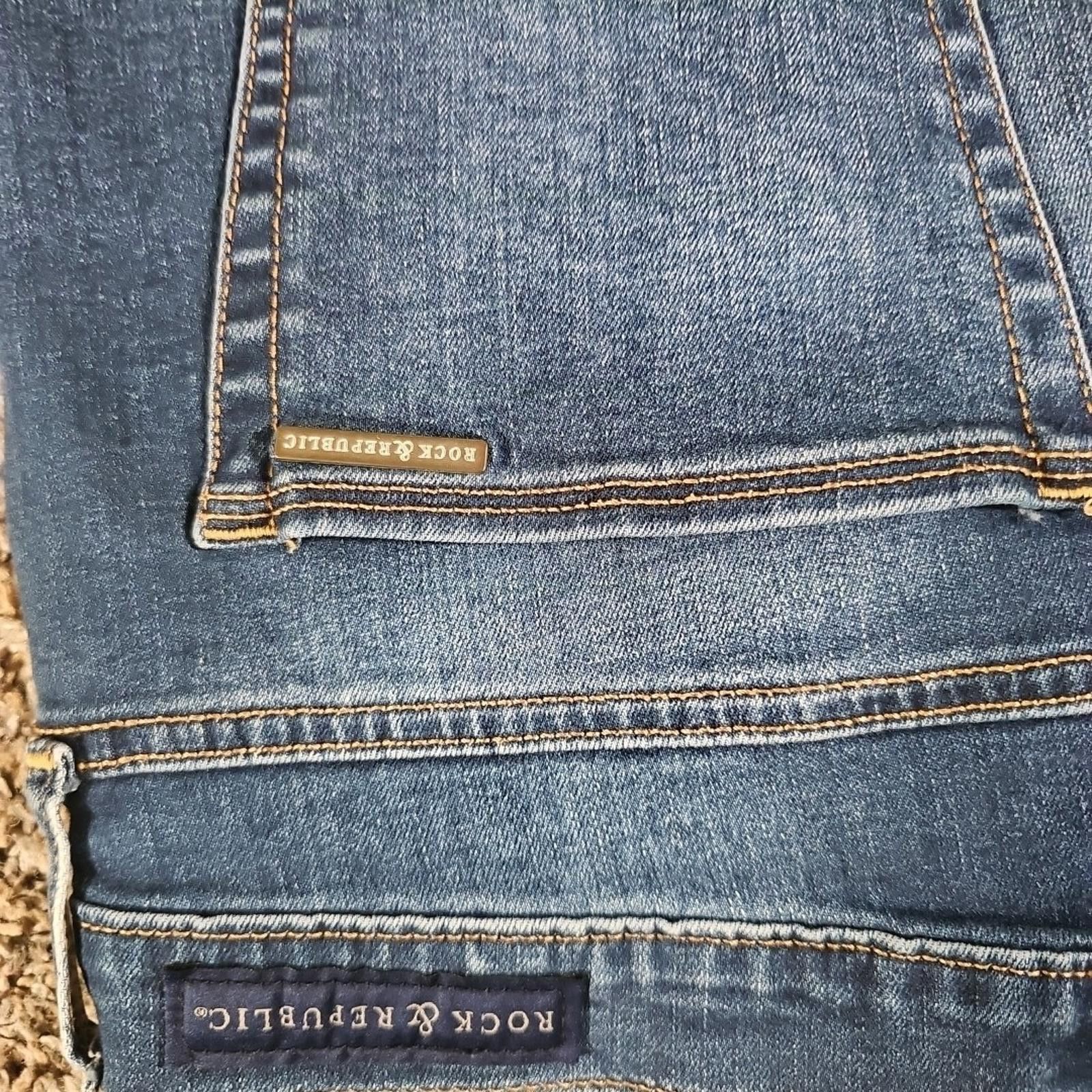 Rock & Republic Rock & Republic Bumpershoot Sz 12 Jean Shorts Size 34" / US 12 / IT 48 - 6 Thumbnail