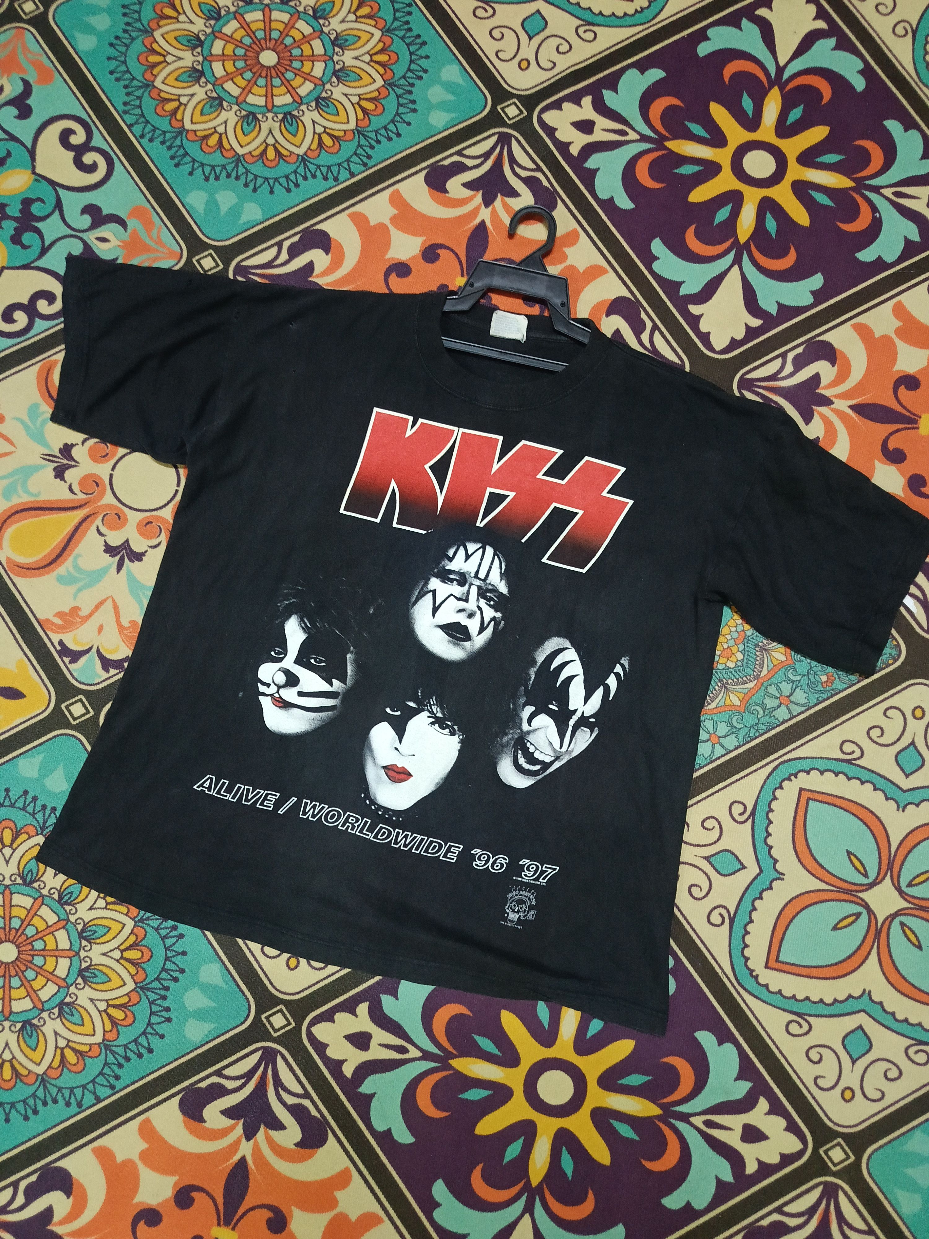 Band Tees Vtg 90s Kiss Alive Worldwide Tour shirt Size US M / EU 48-50 / 2 - 8 Thumbnail