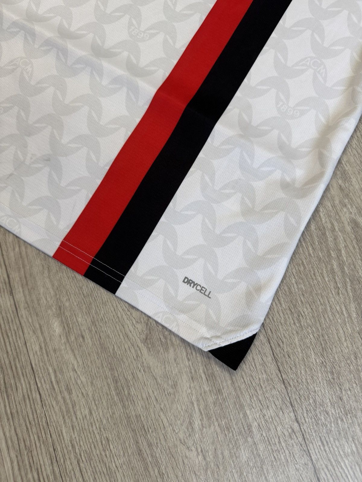 Puma 🔷Puma AC Milan 2023/24 Soccer jersey🔷 Size US M / EU 48-50 / 2 - 3 Thumbnail