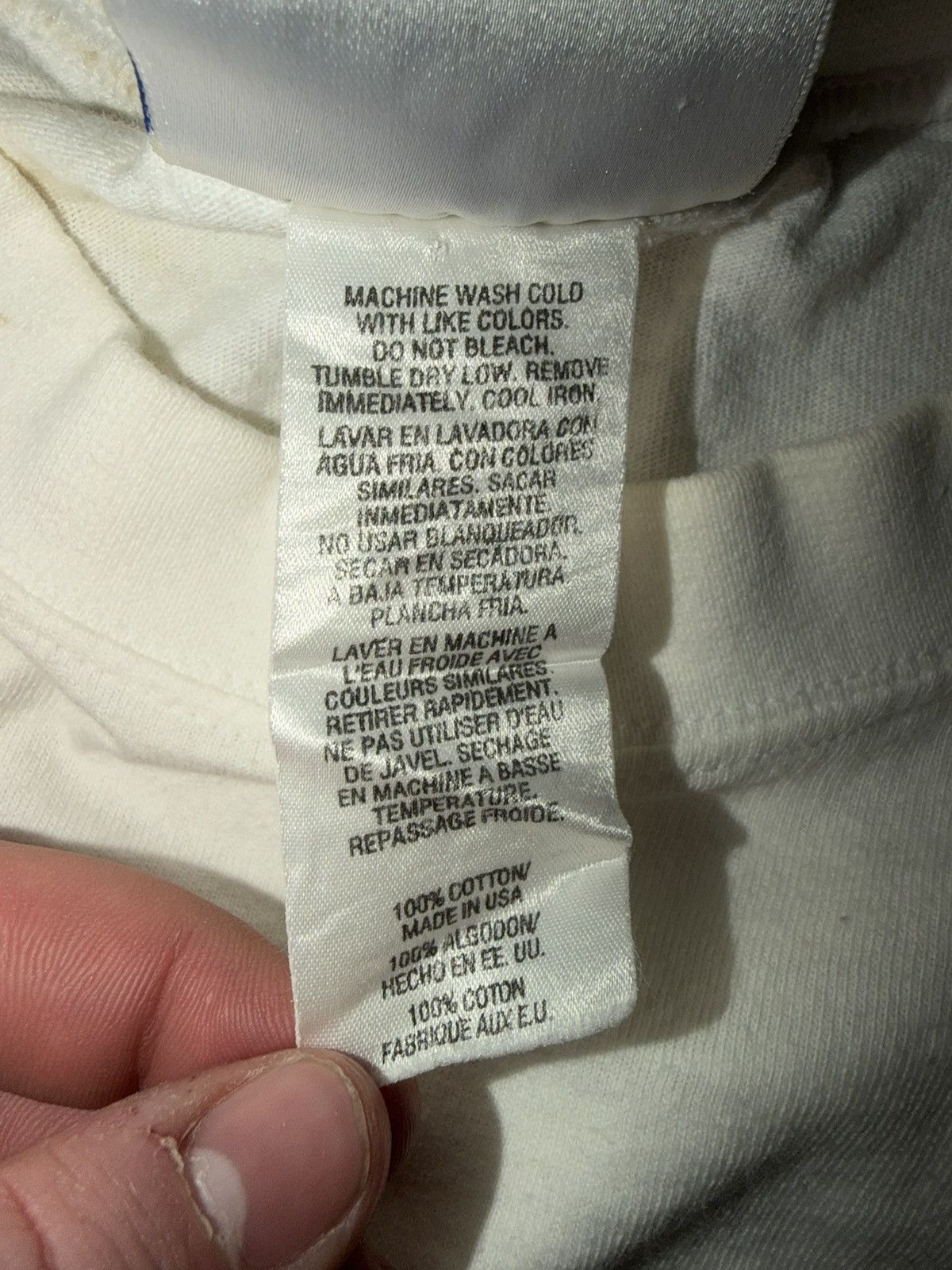 Adidas Vintage 90s Adidas Embroidered Logo T-shirt White Pink Size US L / EU 52-54 / 3 - 5 Thumbnail