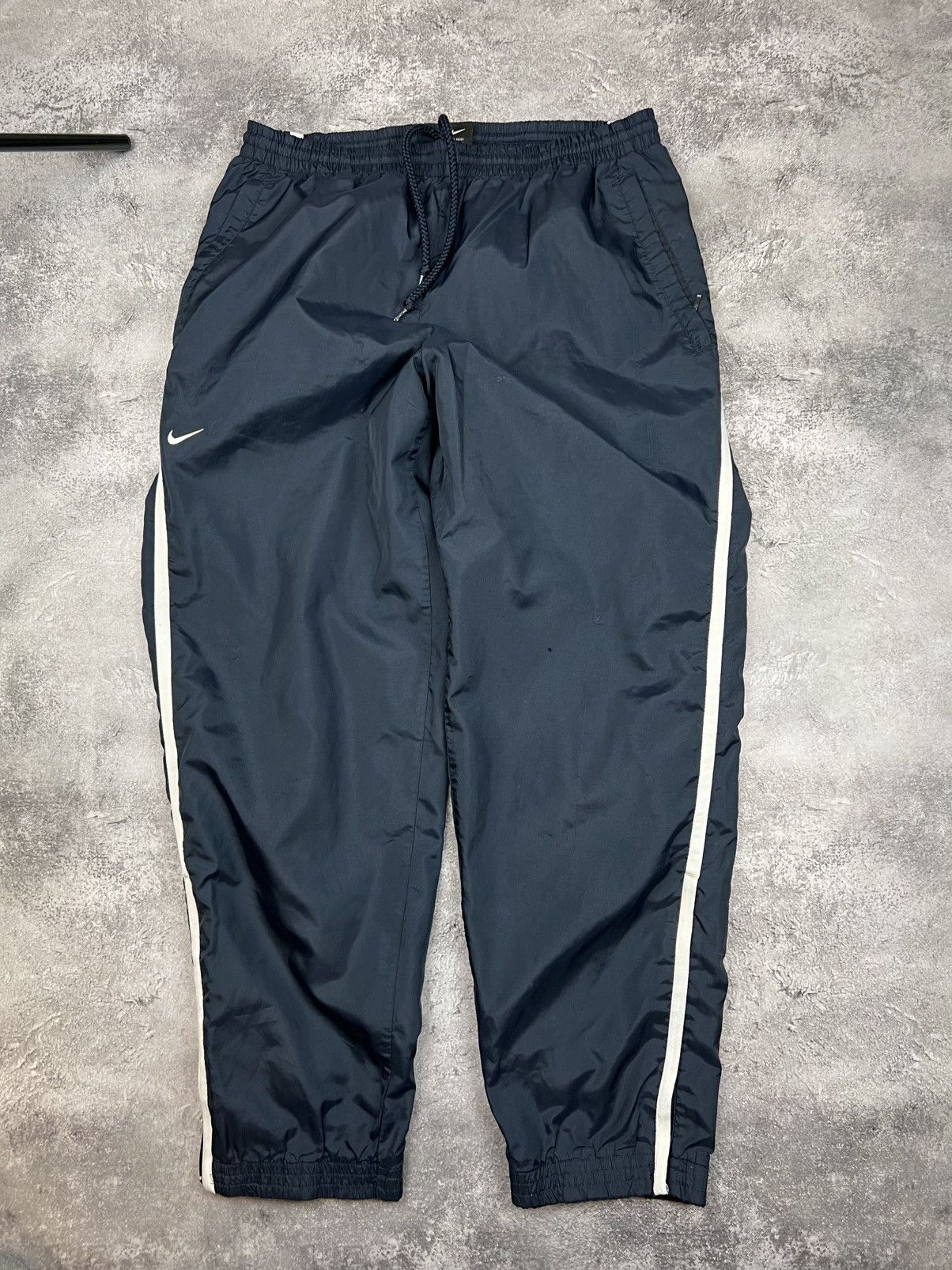 Nike Vintage Nike Black Sweatpants Mens Size US 34 / EU 50 - 1 Thumbnail