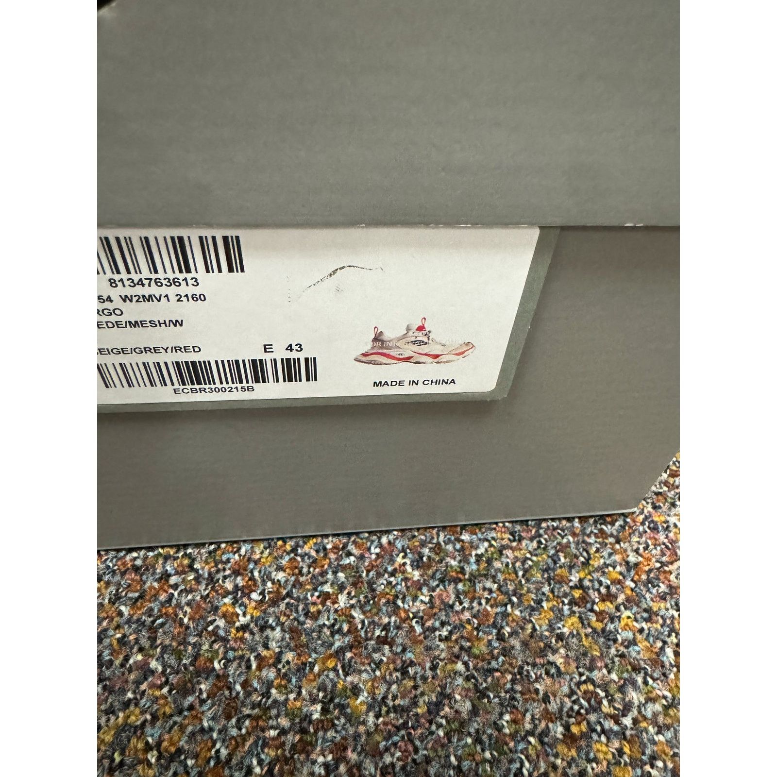Balenciaga o1rshd1 Cargo Suede Low-Top Sneakers in Beige/Grey/Red Size US 10 / EU 43 - 14 Thumbnail
