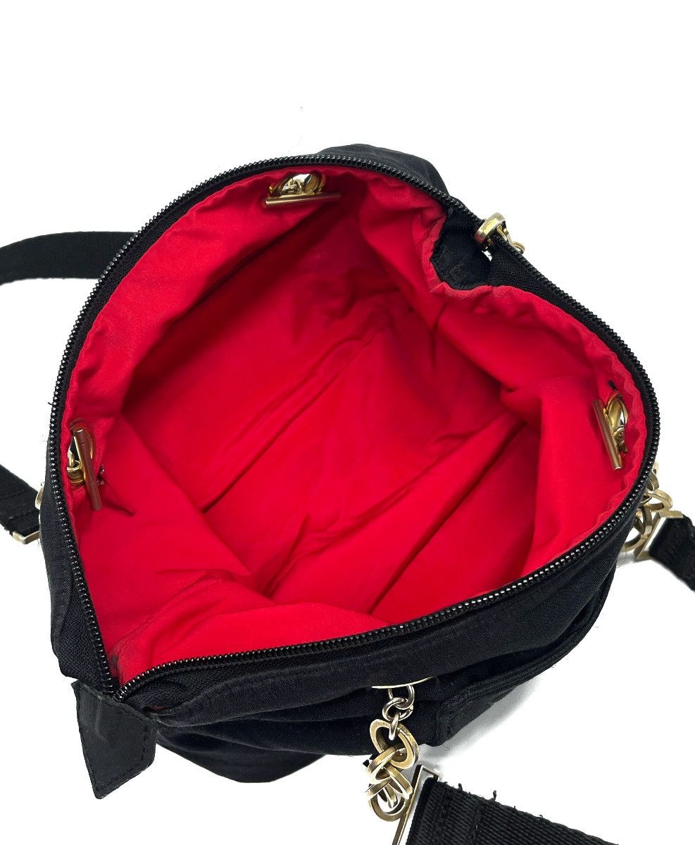 Yves Saint Laurent Authentic Yves Saint Laurent Handbags Black Size ONE SIZE - 16 Thumbnail