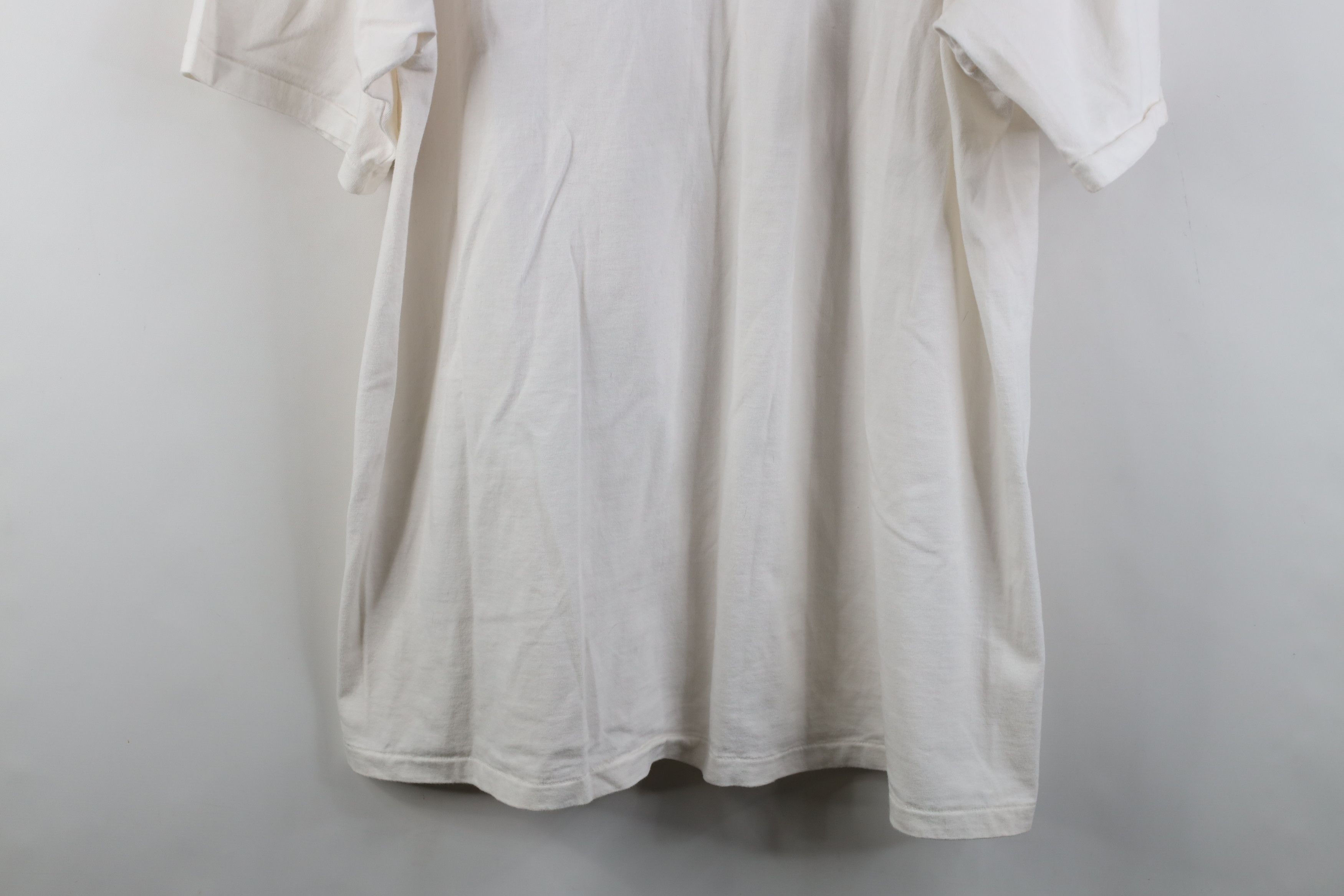 Vintage Vintage 90s Streetwear Cotton Short Sleeve T-Shirt White Size US XXL / EU 58 / 5 - 9 Thumbnail