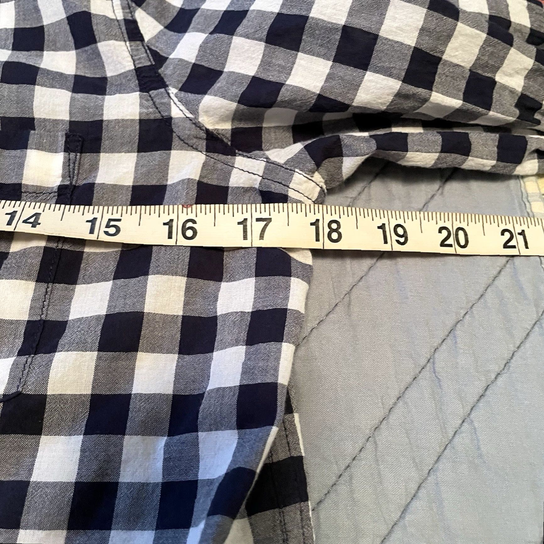 J.Crew J.Crew Shirt Women's S Classic boy fit B&W gingham check Casual Shirt Size S / US 4 / IT 40 - 5 Thumbnail