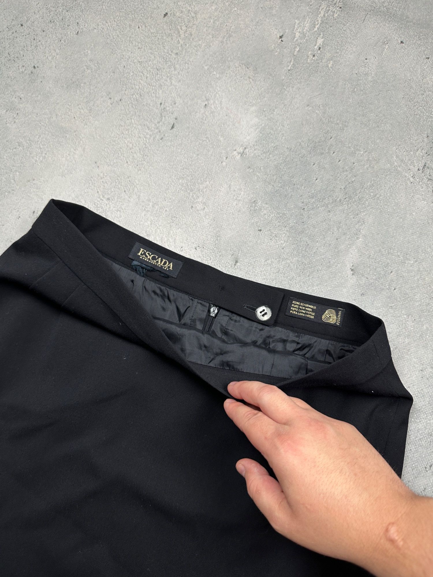 Escada Vintage Escada Virgin Wool Pencil Midi Skirt Black Archive Size 33" - 5 Thumbnail