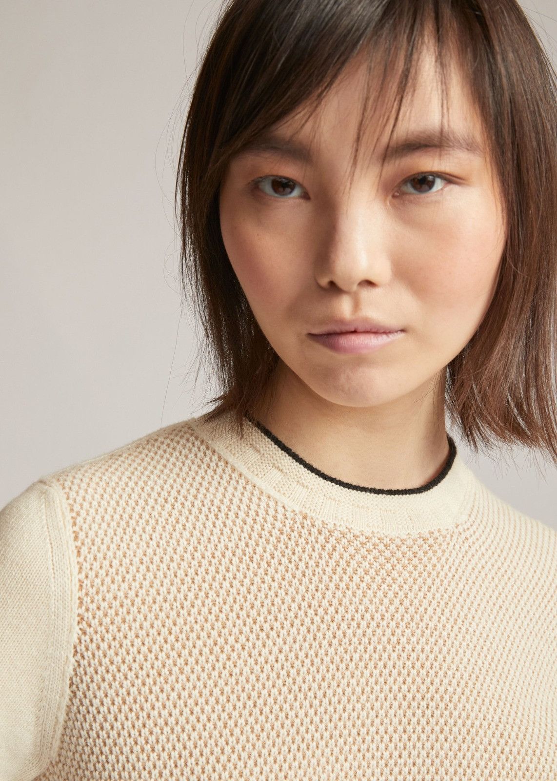 Loro Piana o1srvl11e0125 Sheffield Pike Short-Sleeved Sweater in Cream Size L / US 10 / IT 46 - 3 Thumbnail