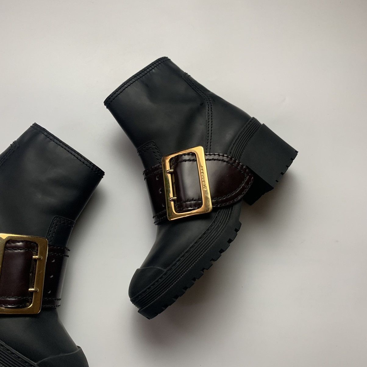 Burberry Burberry Women’s Leather Upper Boots Suede Buckle Ankle Size US 6 / IT 36 - 3 Thumbnail