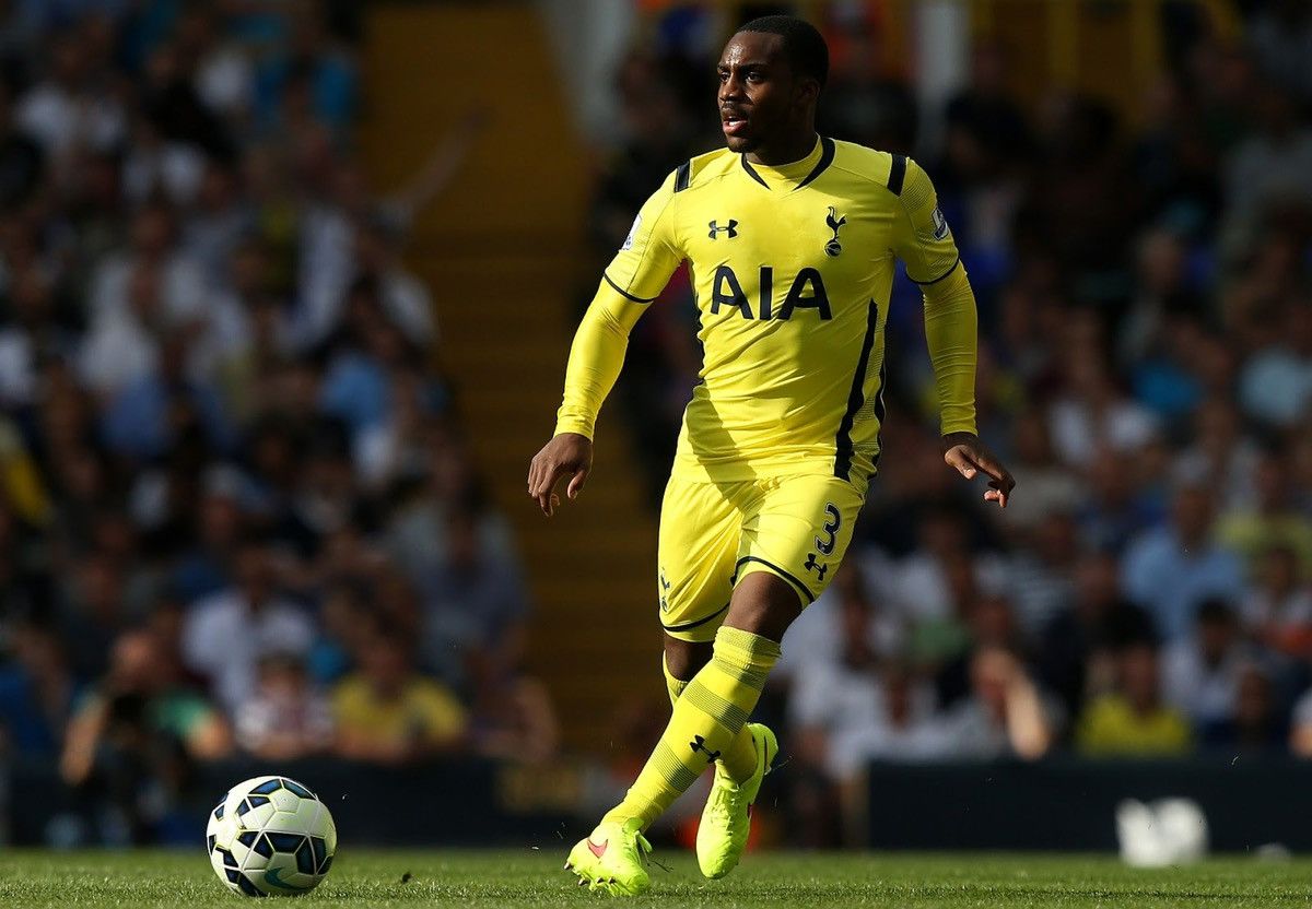 Under Armour × Vintage TOTTENHAM HOTSPUR UNDER ARMOUR 2014/2015 SOCCER THIRD SHORTS Size US 38 / EU 54 - 7 Thumbnail