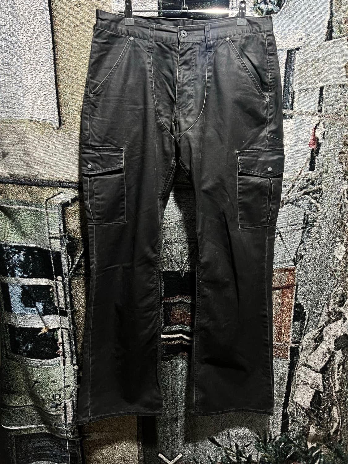Japanese Brand Moderm Western Cargo Coated Jeans Black Size US 32 / EU 48 - 1 Thumbnail