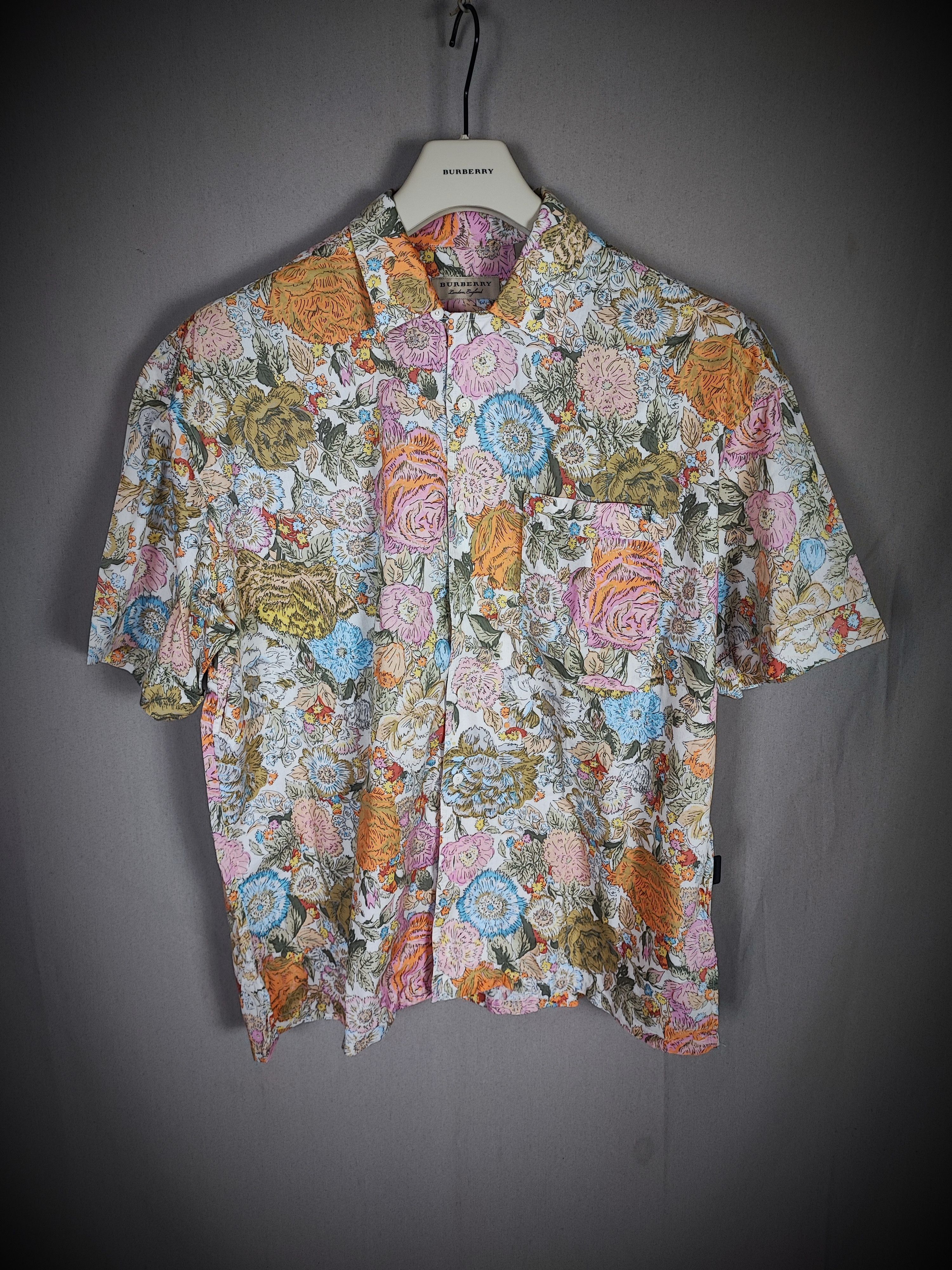 Burberry 🔥Extremely Rare Burberry Shirt🔥 Size US XL / EU 56 / 4 - 2 Thumbnail