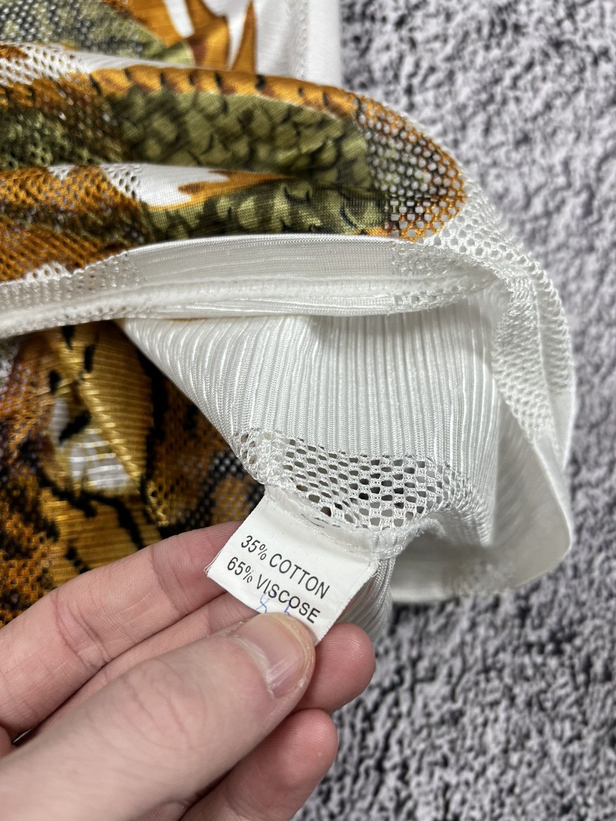 Rap Tees Vintage 90s Mesh japan t shirt all over 00s style size L Size US L / EU 52-54 / 3 - 9 Thumbnail