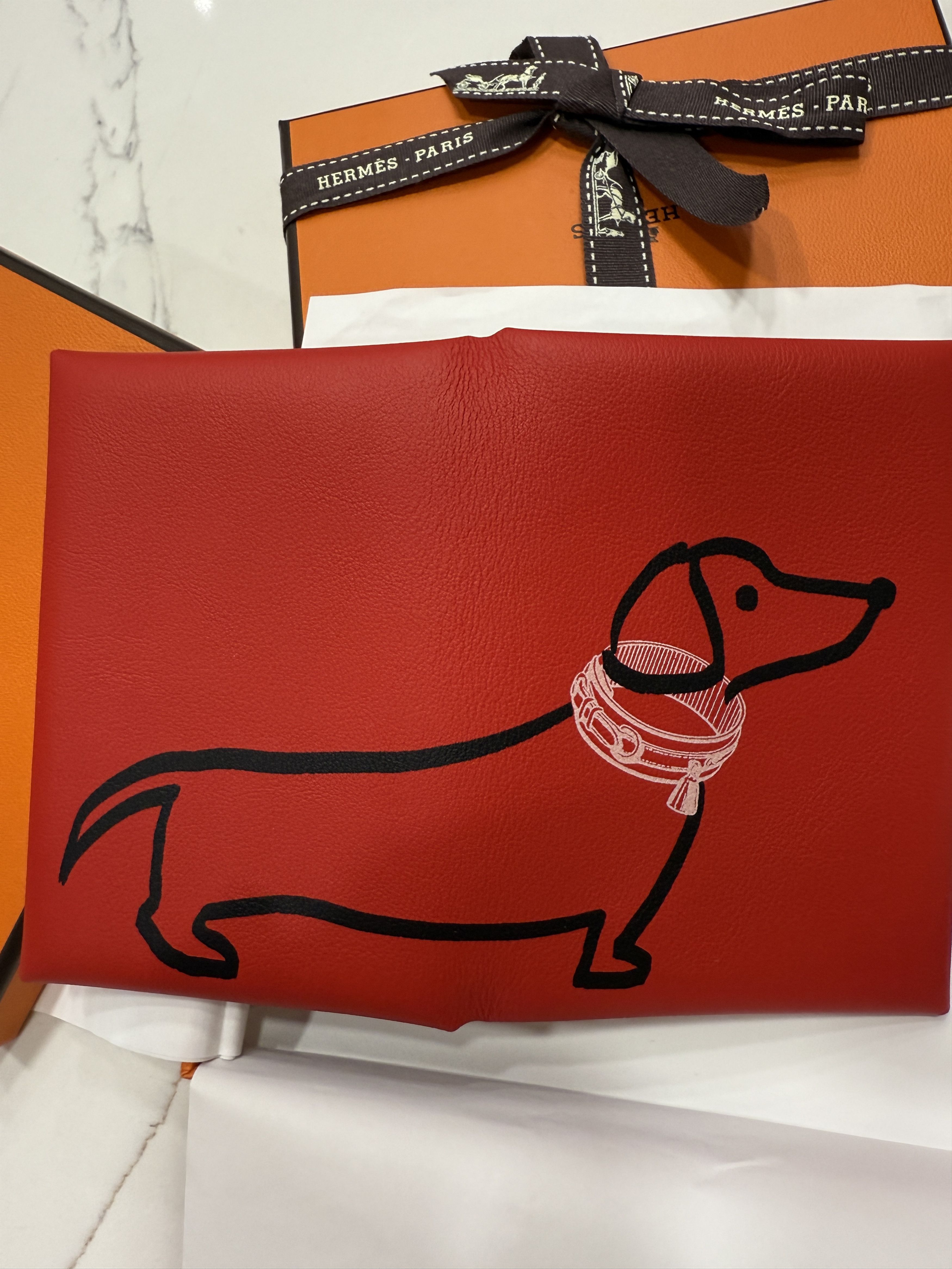 Hermes Hermes calvi duo special edition Rouge De Coeur Size ONE SIZE - 4 Thumbnail