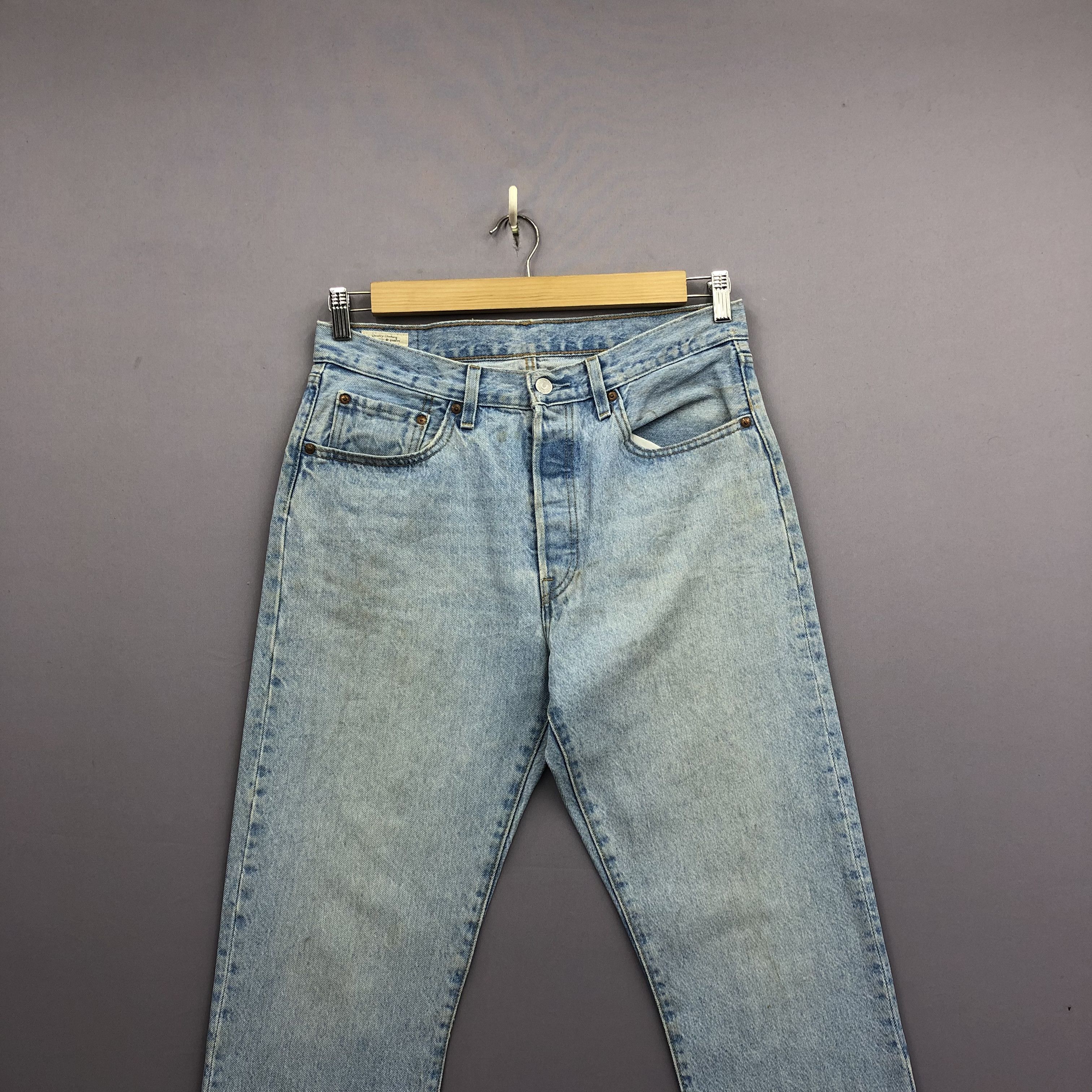 Levi's Vintage Levis 501 Light Wash Jeans Levi's Sun Faded Denim Size US 32 / EU 48 - 3 Thumbnail