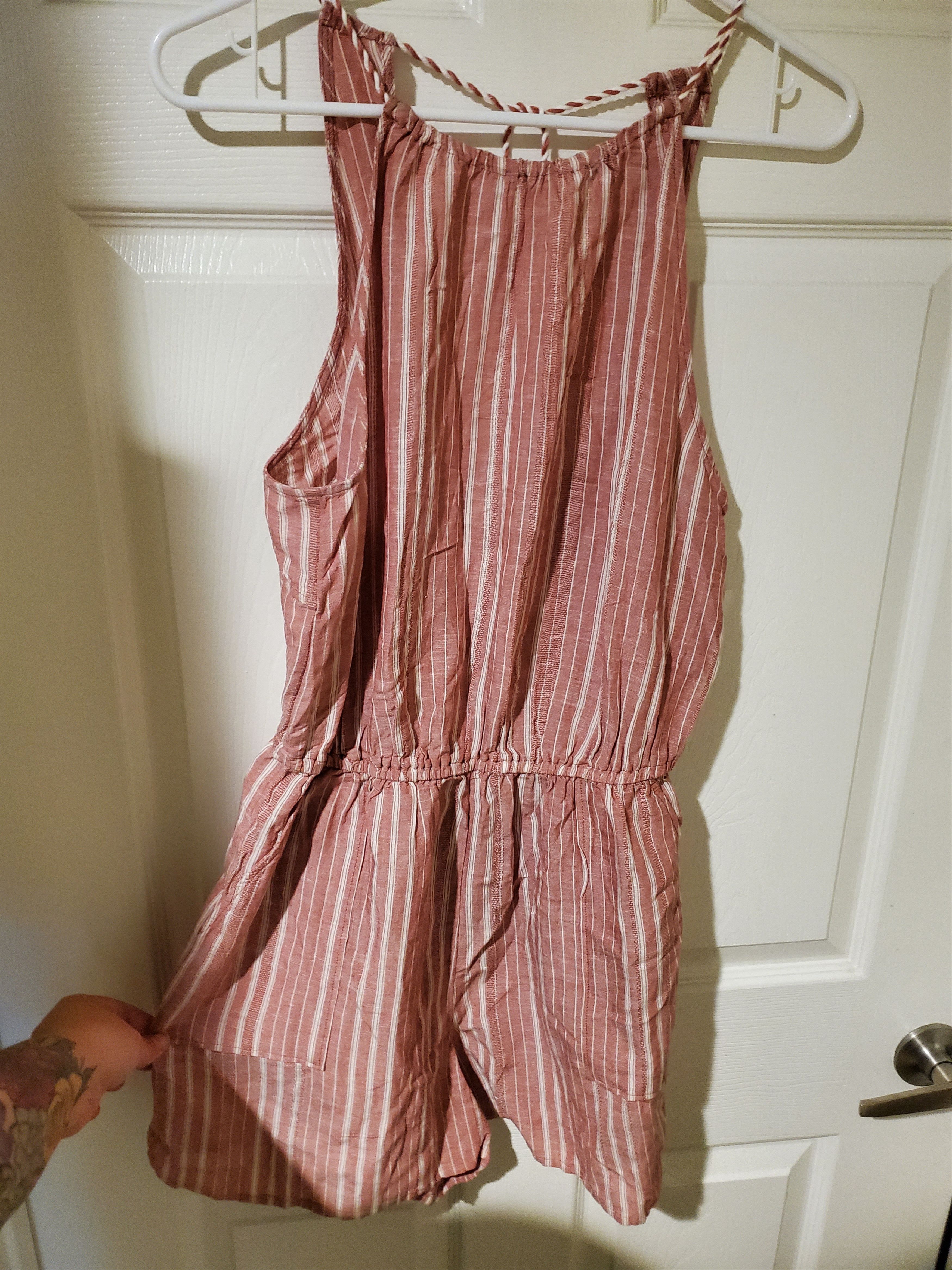 Old Navy *NWT* Old Navy Reddish Pink & White Striped Romper (size S) Size S / US 4 / IT 40 - 3 Thumbnail