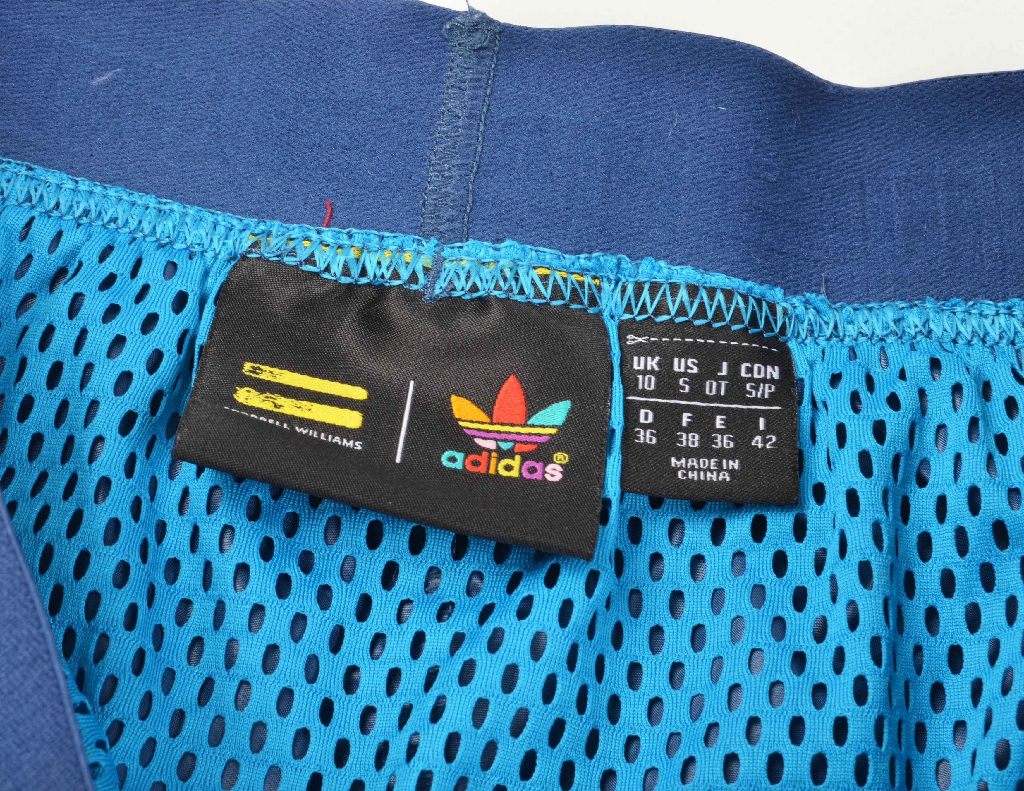 Adidas × Pharrell Adidas Pharrell Williams Humanrace Blue Running Short Shorts Size 27" / US 4 / IT 40 - 6 Thumbnail