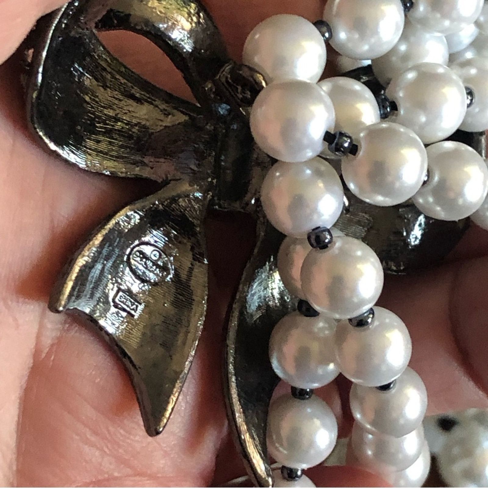 Jewelry R.J. Graziano triple strand graduated white pearl necklace Size ONE SIZE - 9 Thumbnail
