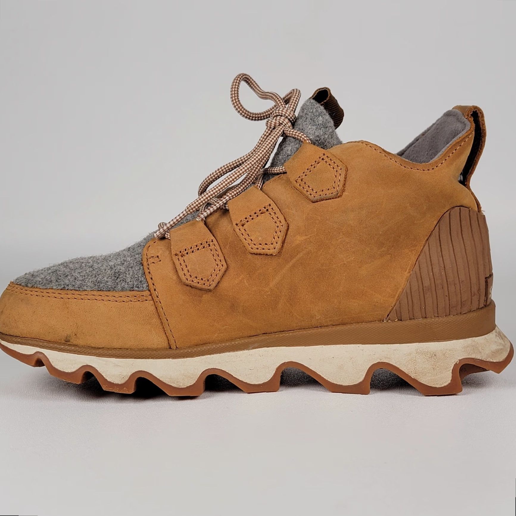 SOREL Sorel Kinetic Caribou Waterproof Ankle Snow Boot Leather Wool Women's 7.5 Tan Brown/Gray Boots Women's 7.5 Navy? Size US 8 / IT 38 - 4 Thumbnail