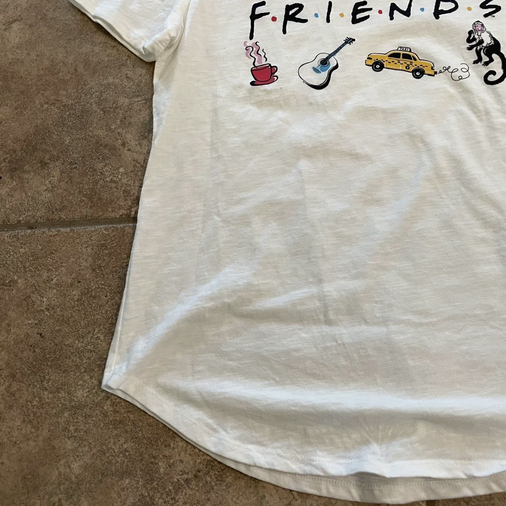 Vintage NWT Friends White V-Neck Graphic Tee Womens Size S Size S / US 4 / IT 40 - 3 Thumbnail