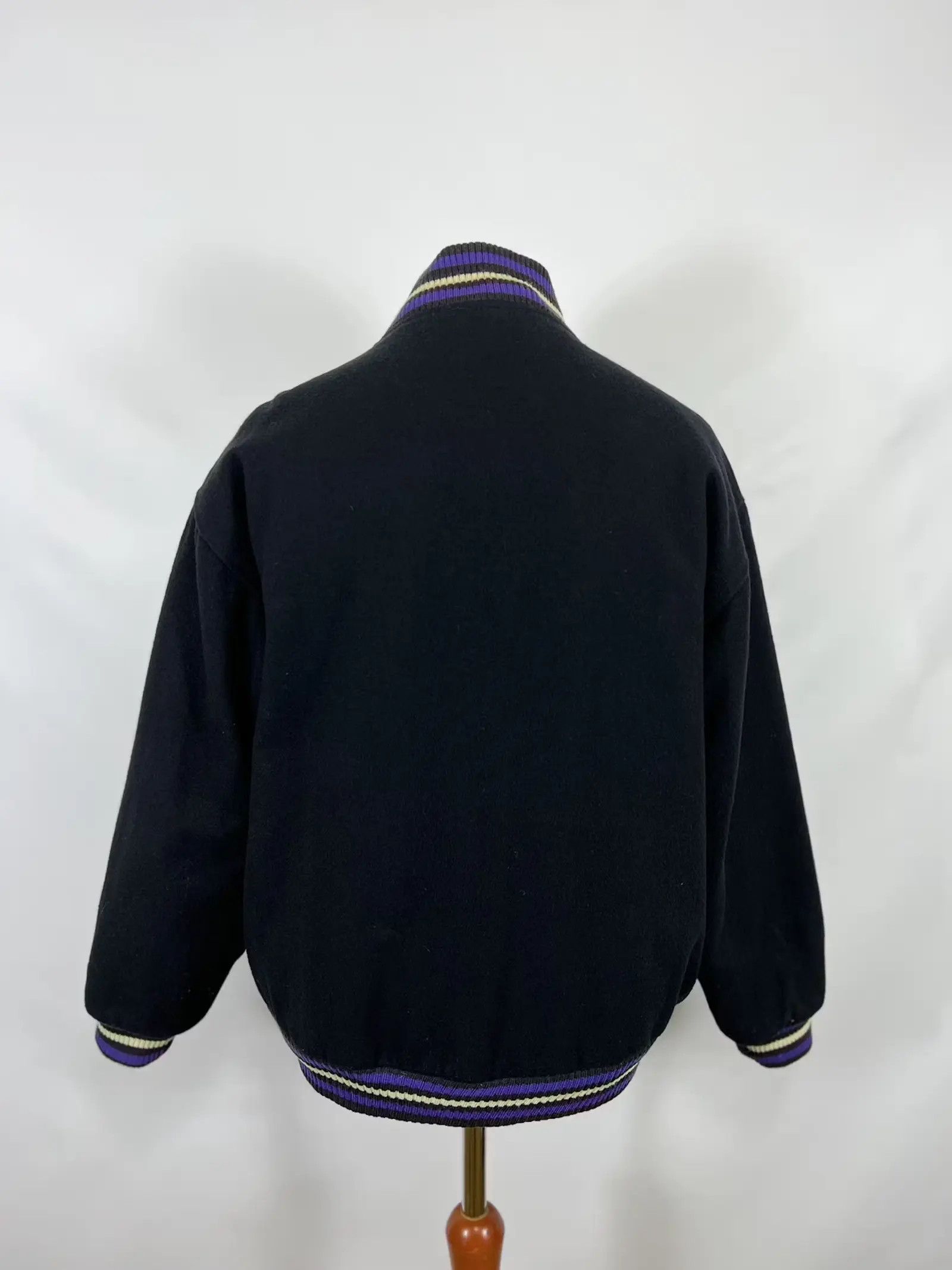 NBA × Spalding × Vintage Vintage 90’s NBA by spalding Bomber Jacket Size US L / EU 52-54 / 3 - 2 Thumbnail