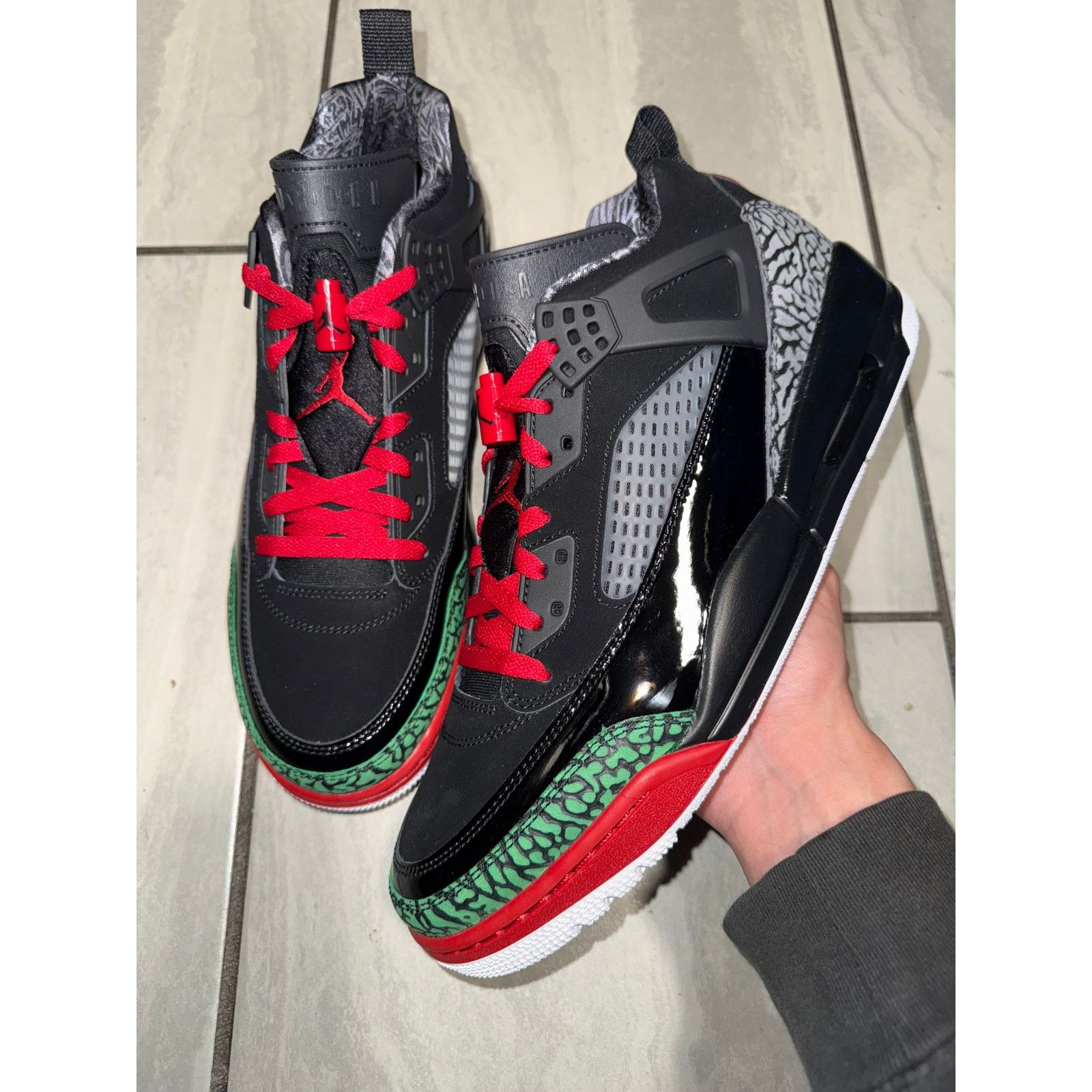 Jordan Spizike Low Black Classic Green White Varsity Red 10M
