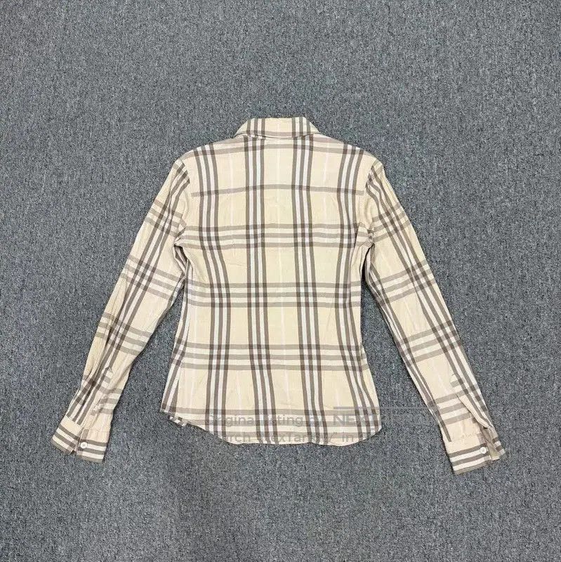 Burberry Burberry Color-Block Cotton Women's Shirt. Size XS / US 0-2 / IT 36-38 - 2 Thumbnail